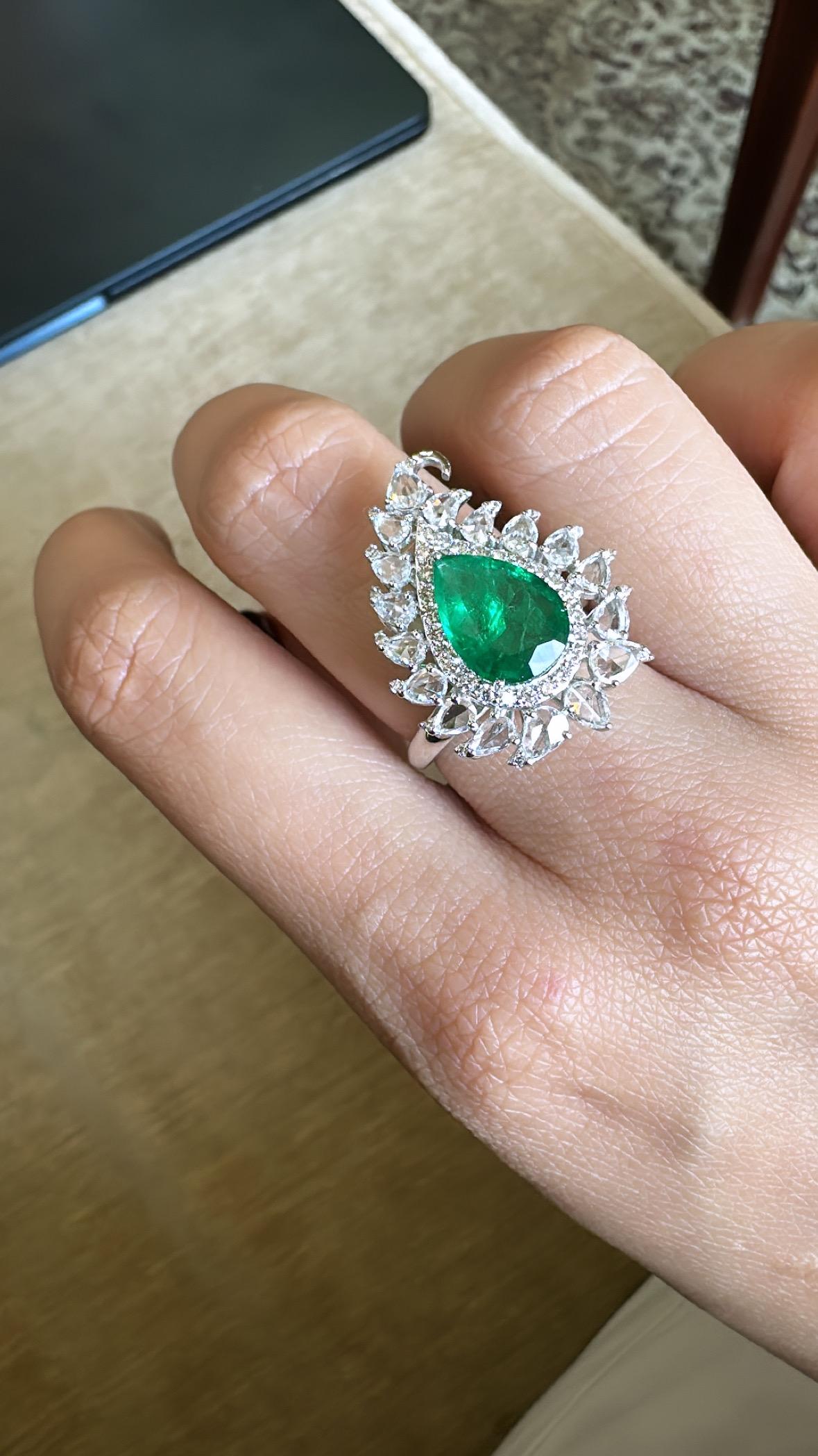 2.27 carats natural Zambian Emerald & Rose Cut Diamonds Engagement Cocktail Ring For Sale 5