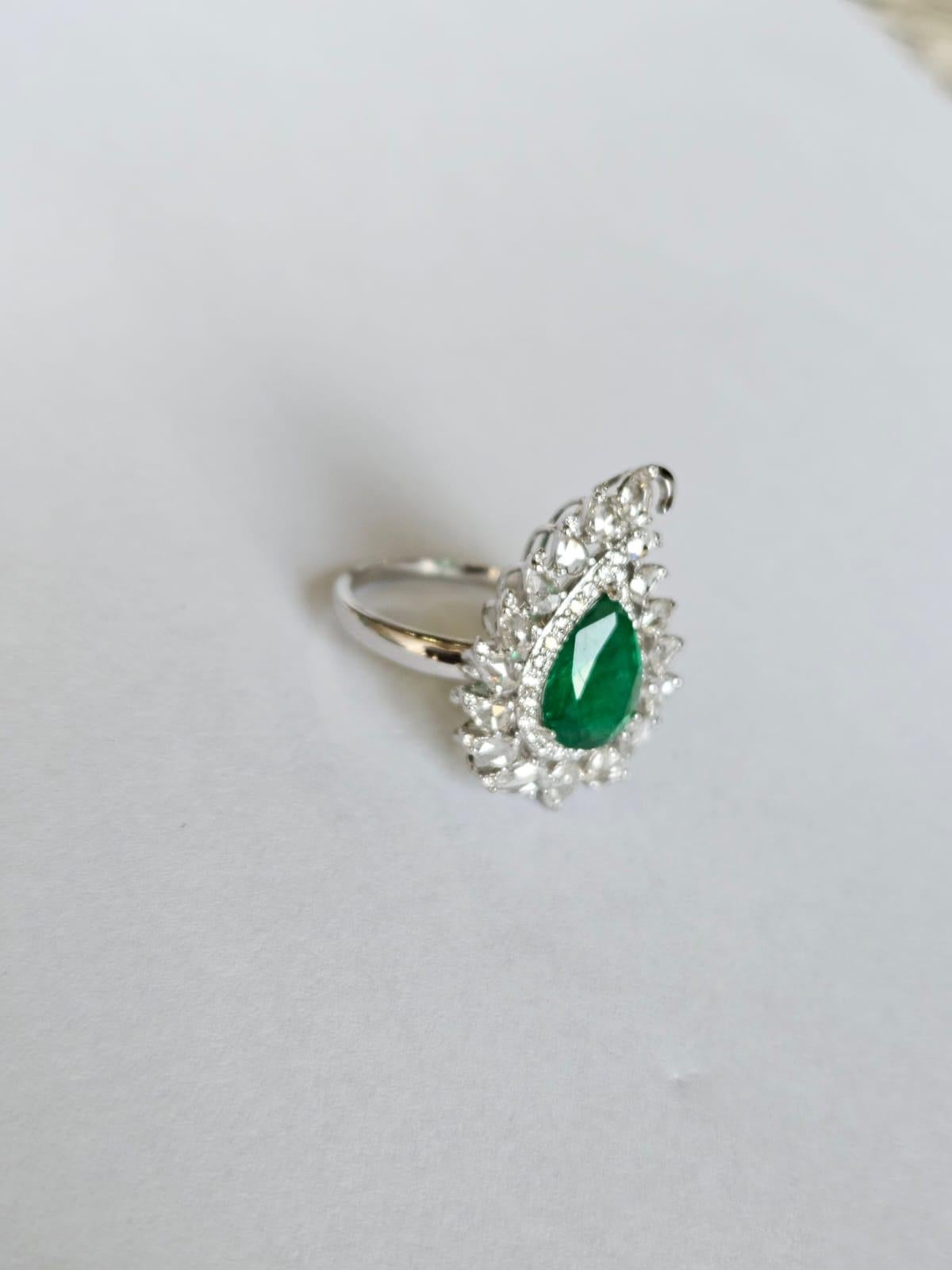 2.27 carats natural Zambian Emerald & Rose Cut Diamonds Engagement Cocktail Ring In New Condition For Sale In Hong Kong, HK