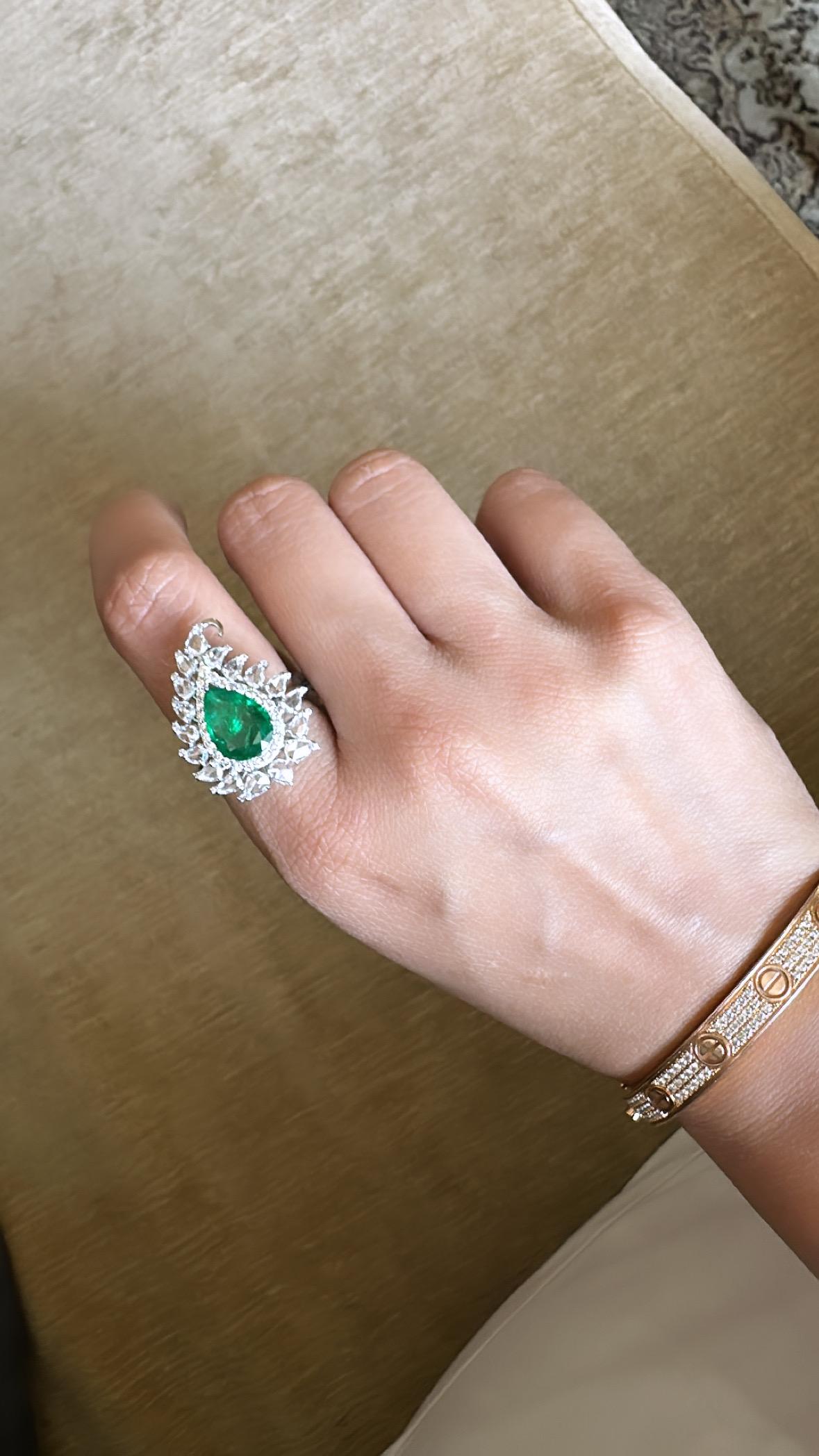 2.27 carats natural Zambian Emerald & Rose Cut Diamonds Engagement Cocktail Ring For Sale 1