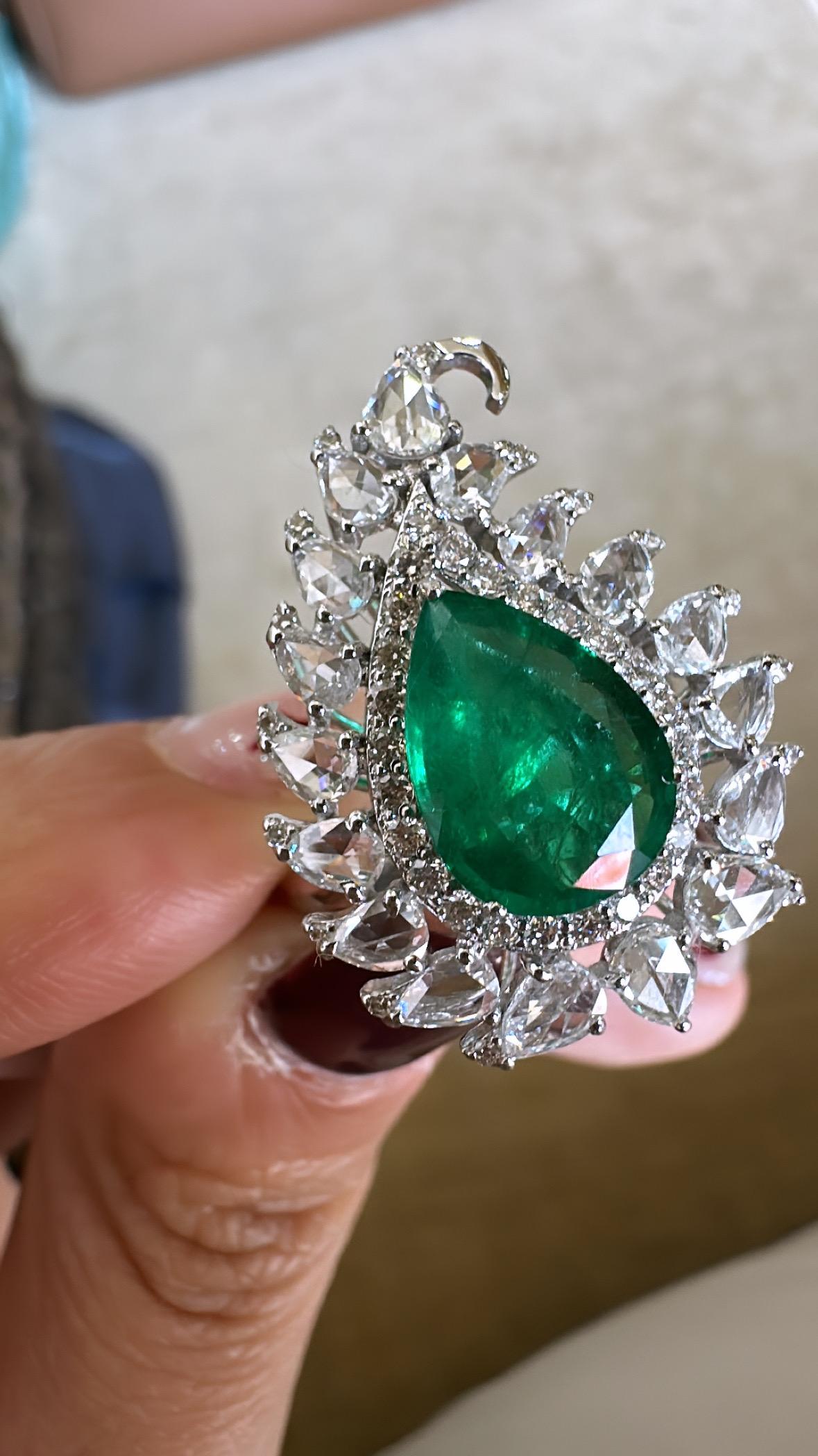 2.27 carats natural Zambian Emerald & Rose Cut Diamonds Engagement Cocktail Ring For Sale 3