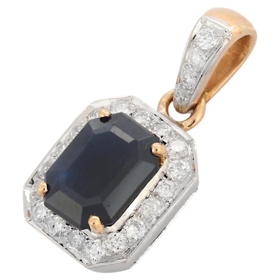 2.27 Ct Blue Sapphire Solitaire Pendant with Diamonds in 18K White Gold For Sale