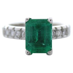 2.27 Green Emerald & Round Diamond Fashion Ring in 14k White Gold