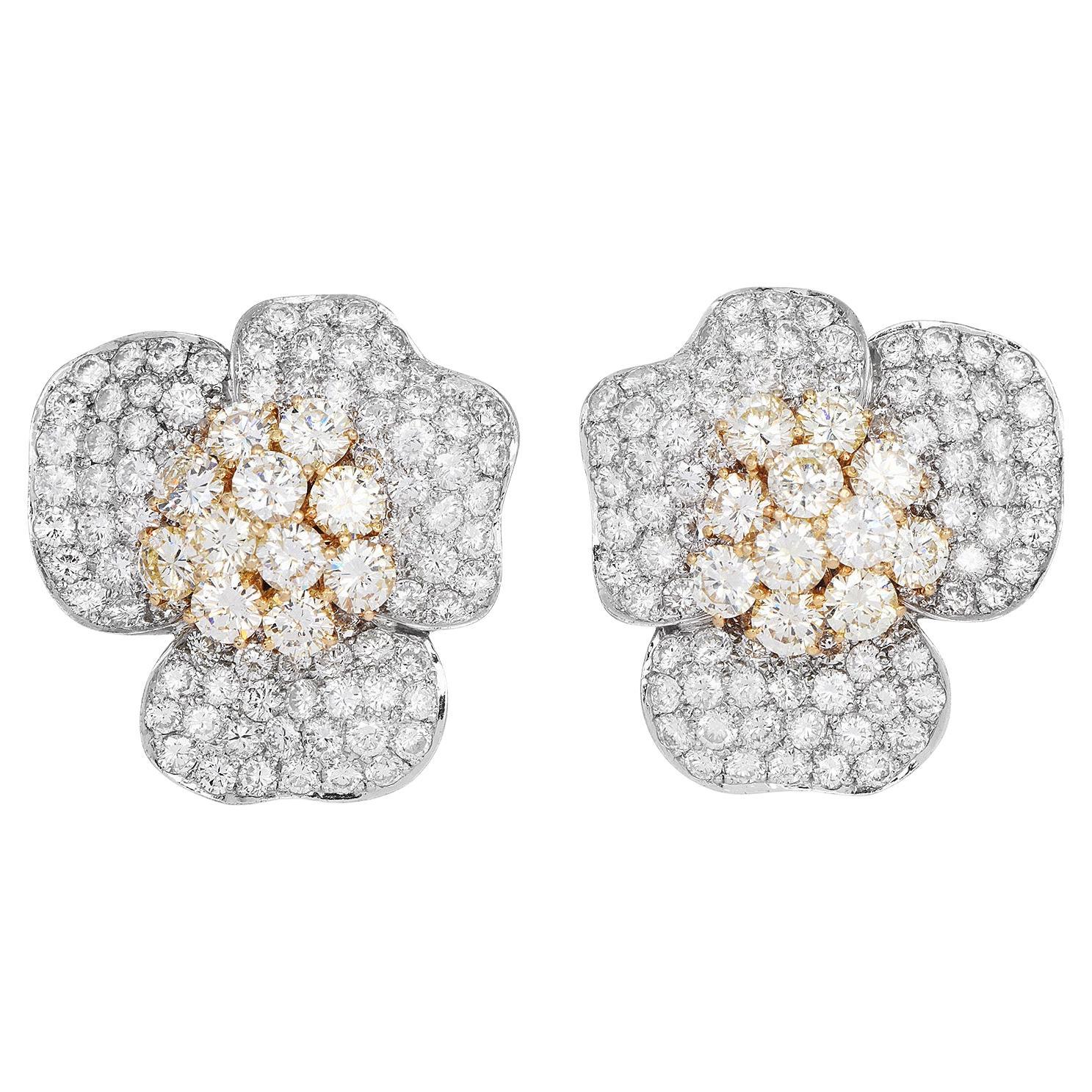 22.76 Carats Yellow Diamond 18K Gold Flower Cluster Large Clip On Earrings For Sale