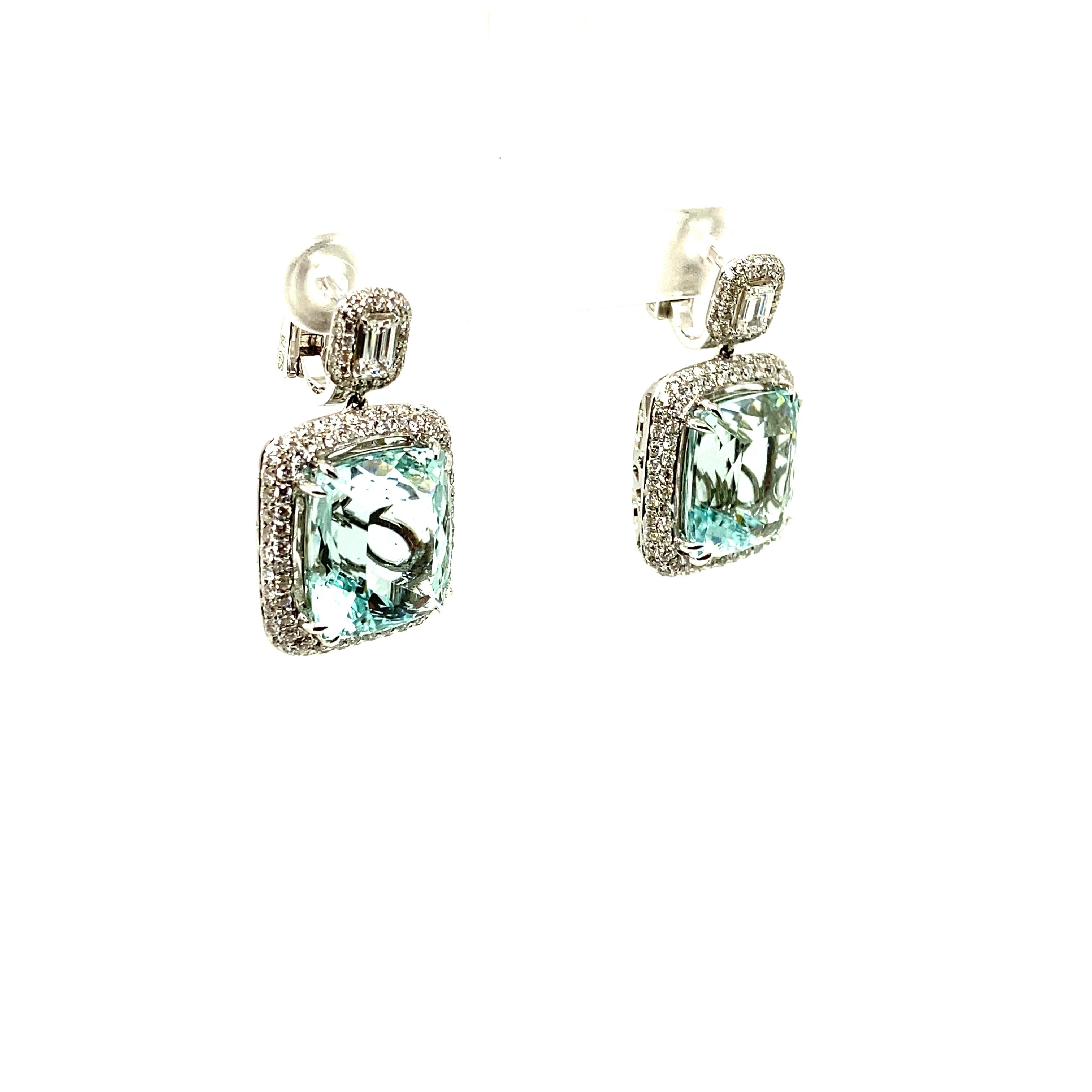 Cushion Cut 22.79 Carat Natural Cushion-Cut Aquamarine Gold Earrings For Sale