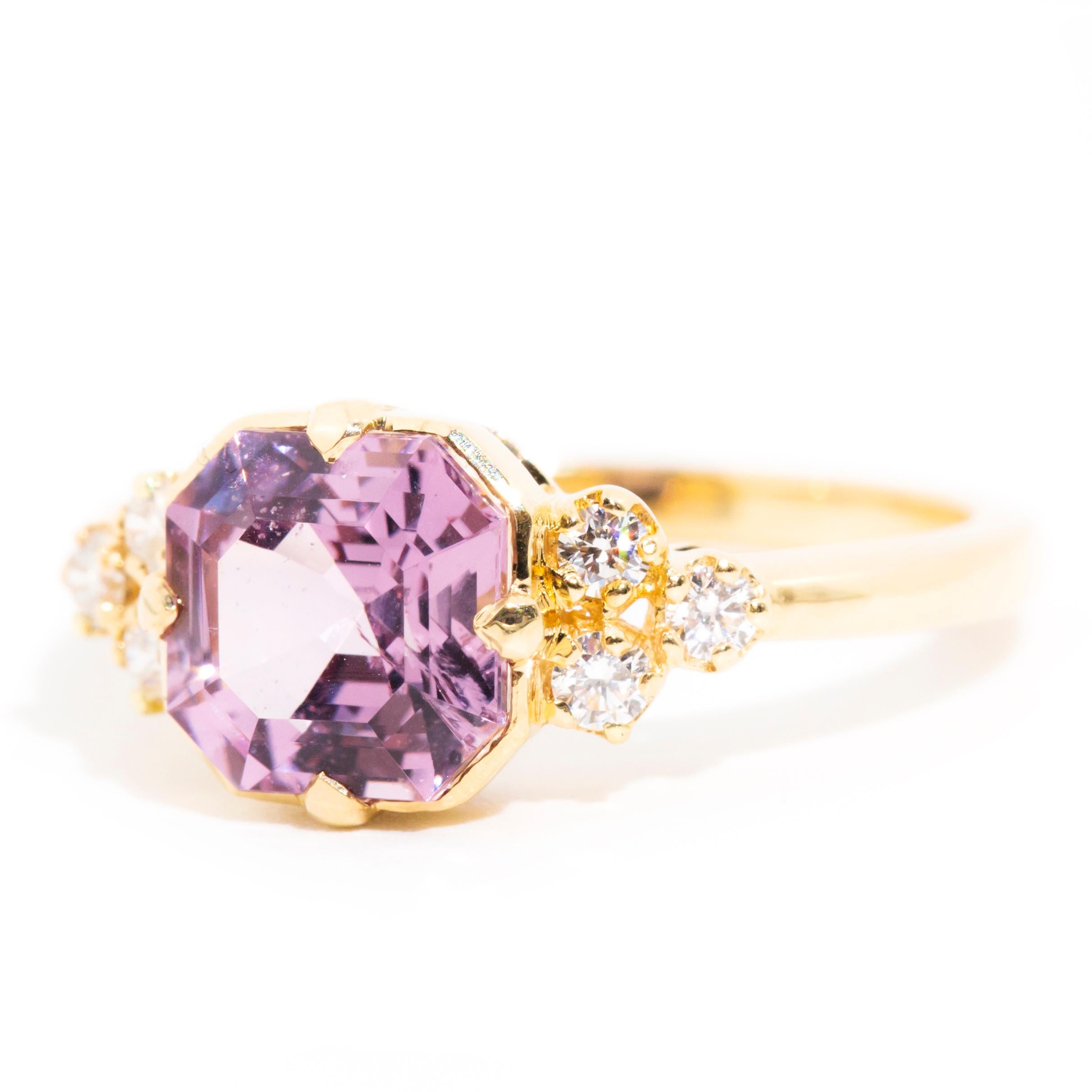 Contemporary 2.28 Carat Asscher Cut Purple Spinel and Diamond 18 Carat Gold Cluster Ring For Sale