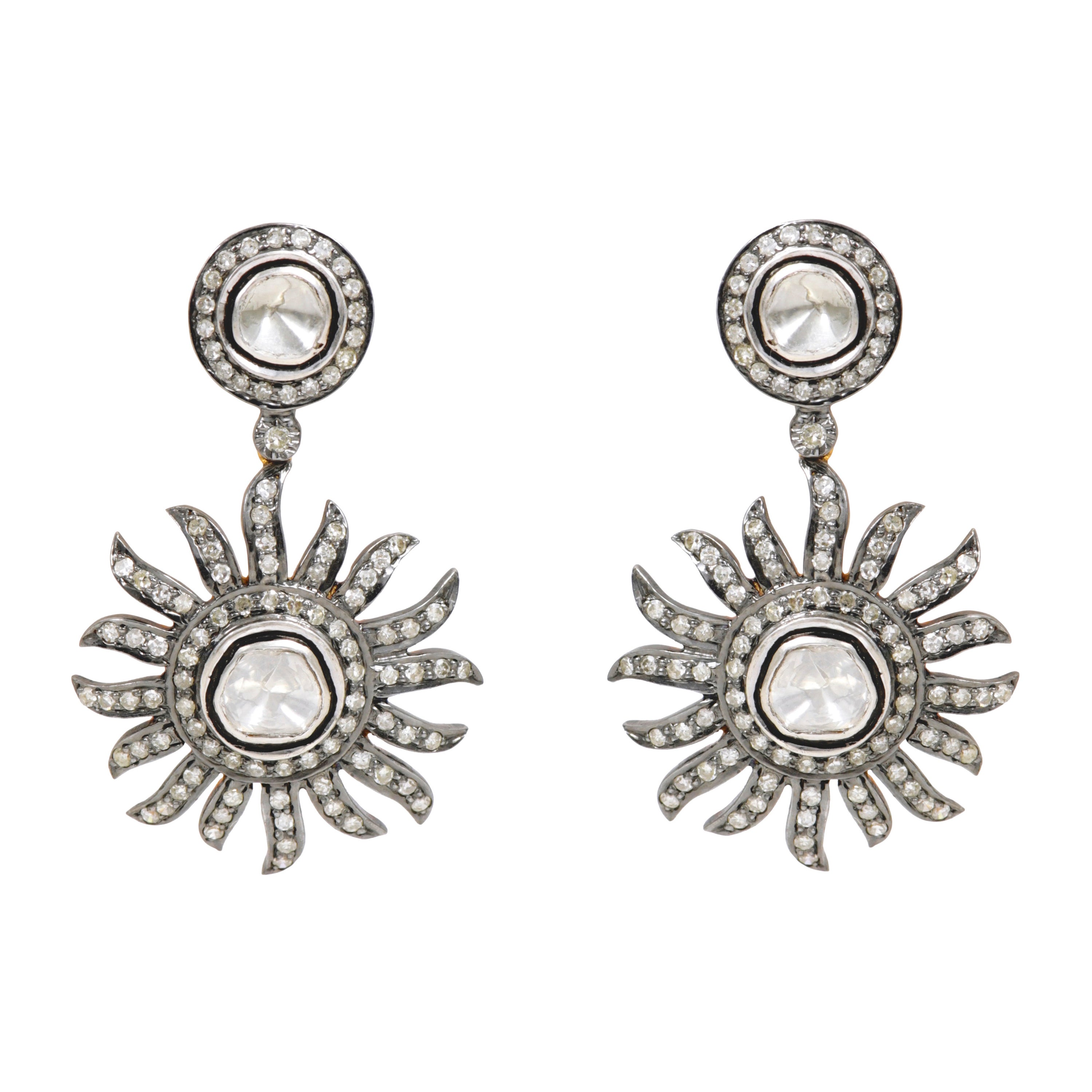 Boucles d'oreilles pendantes Sunburst en diamants de 2,28 carats de style Art déco en vente
