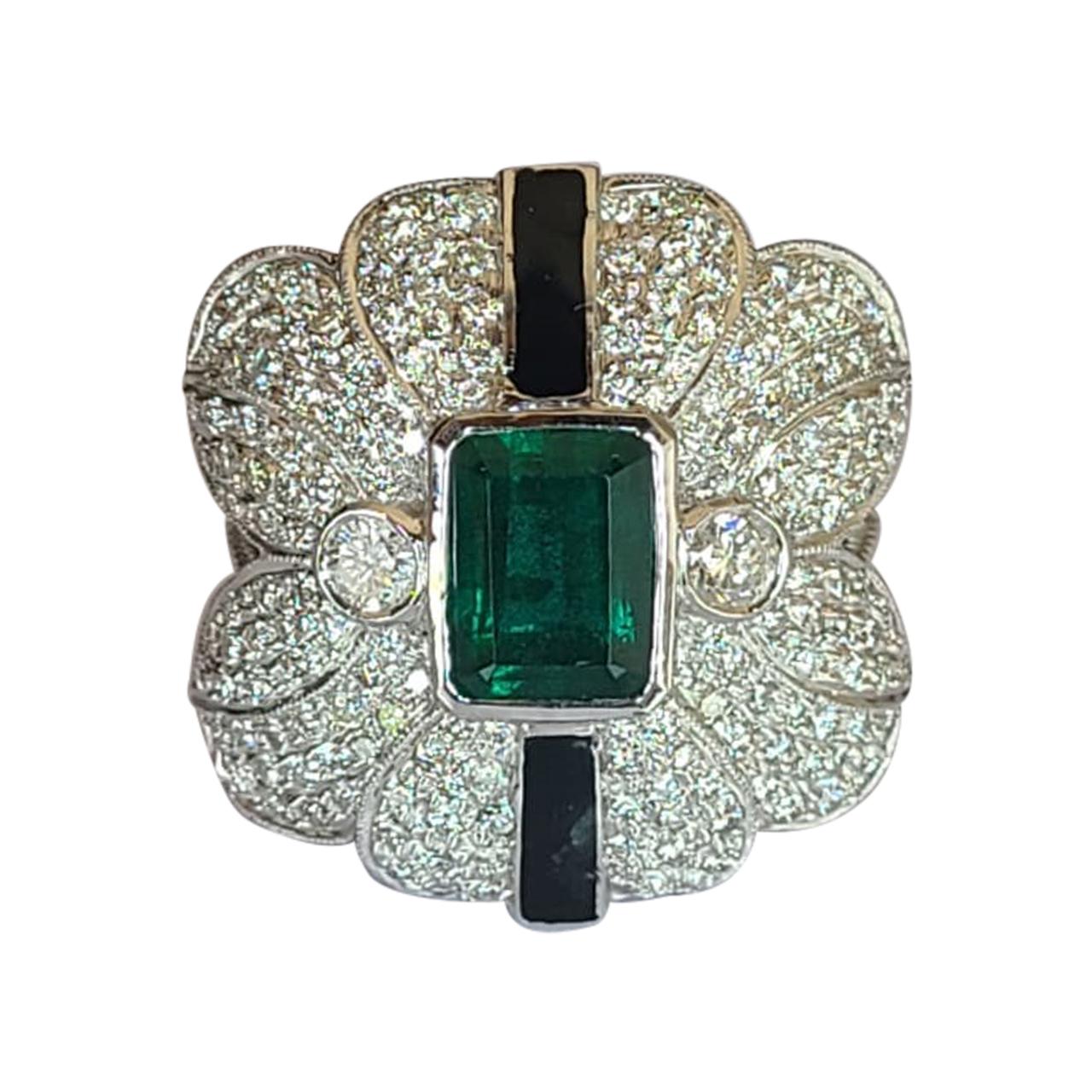 2.28 Carat Natural Emerald Diamond Ring Set with Black Enamel in 18 Karat Gold For Sale
