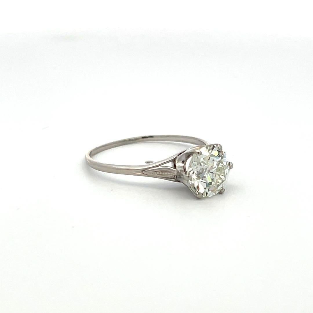Anello di fidanzamento in platino con diamante di 2,28 carati con taglio europeo antico L I2 in vendita 1