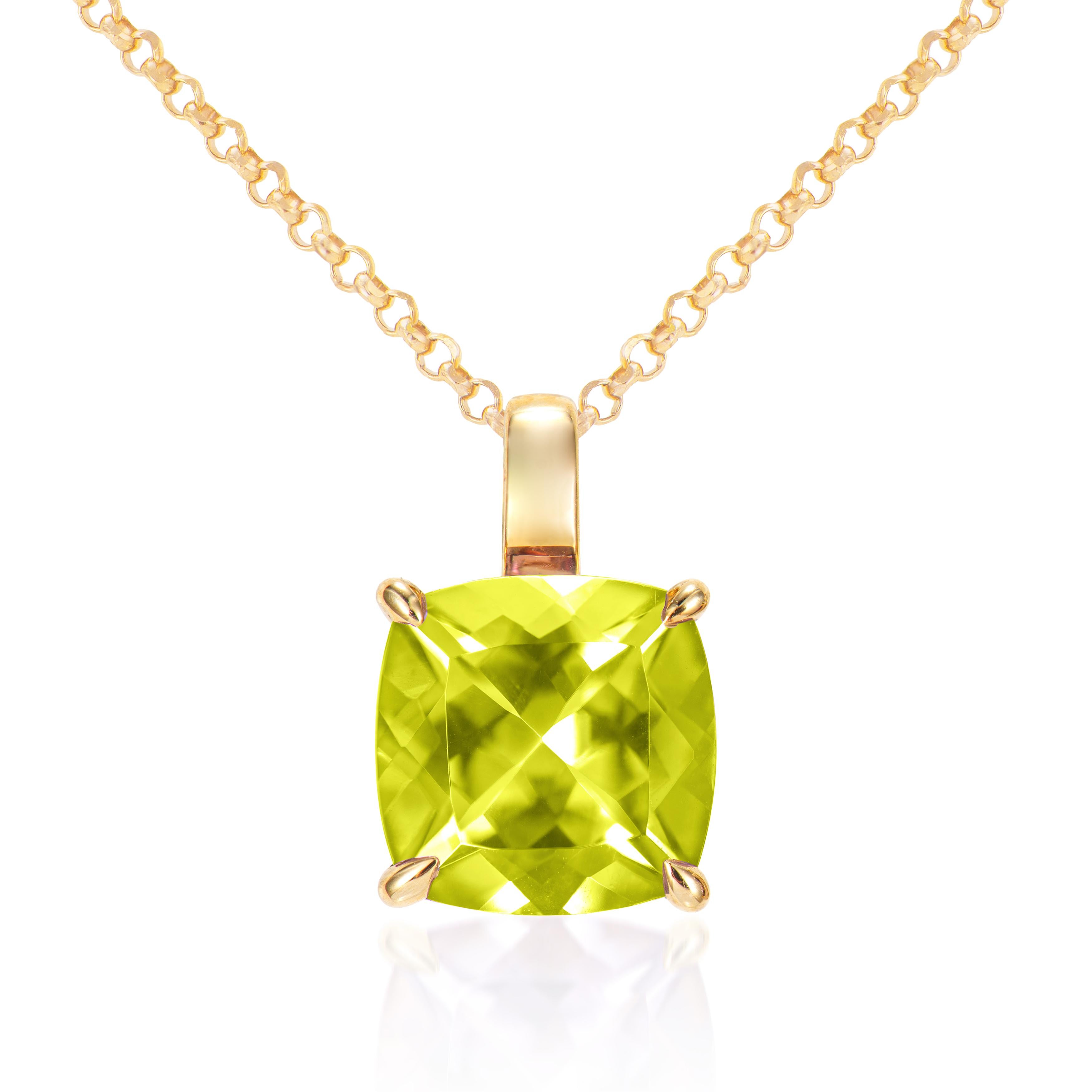 Presented A lovely collection of gems, including Peridot Amethyst, Sky Blue Topaz and Swiss Blue Topaz is perfect for people who value quality and want to wear it to any occasion or celebration. The yellow gold Peridot pendant offer a classic yet