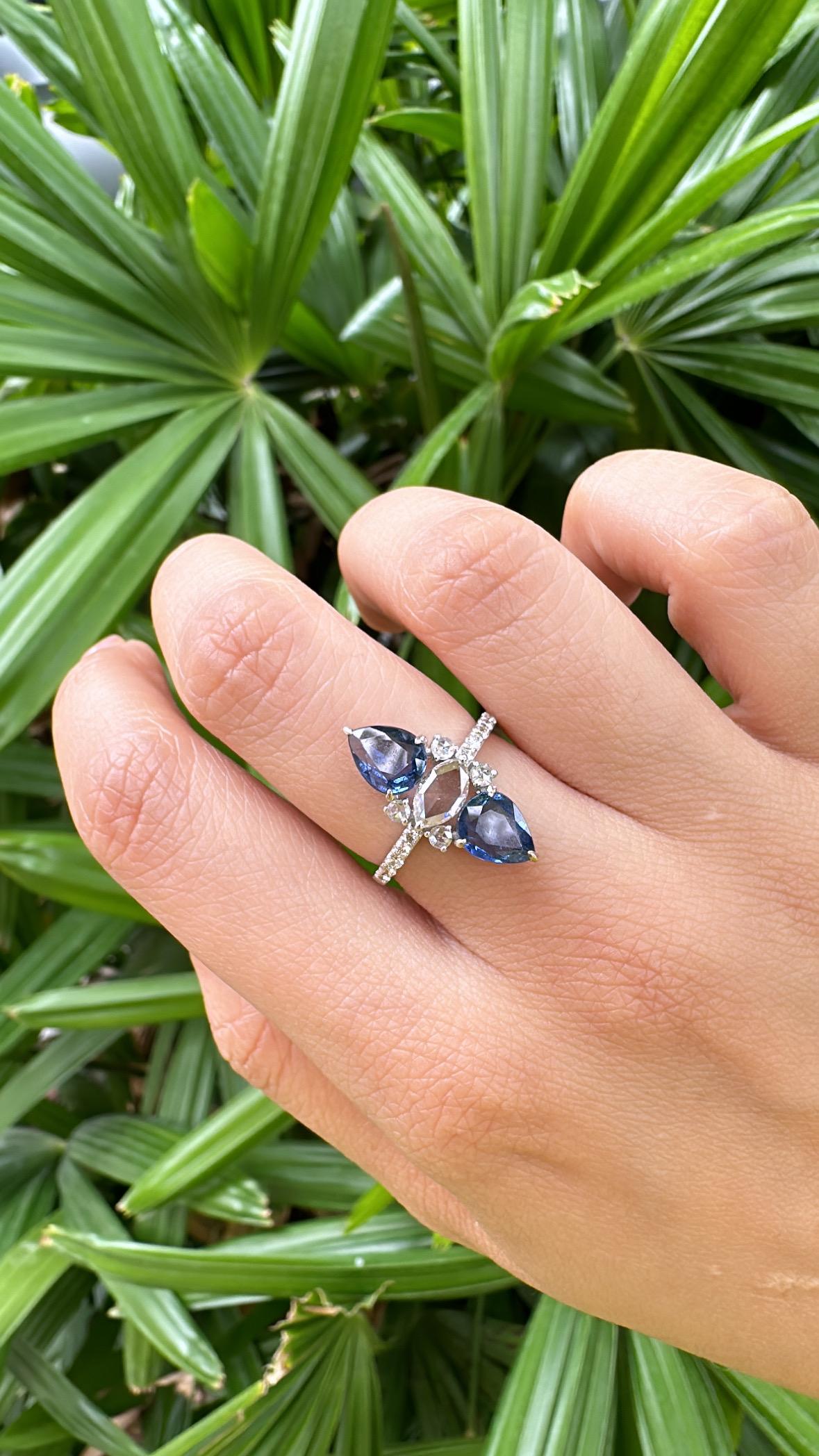 2.28 carats, Ceylon Blue Sapphires & Rose Cut Diamonds Cluster Cocktail Ring For Sale 4