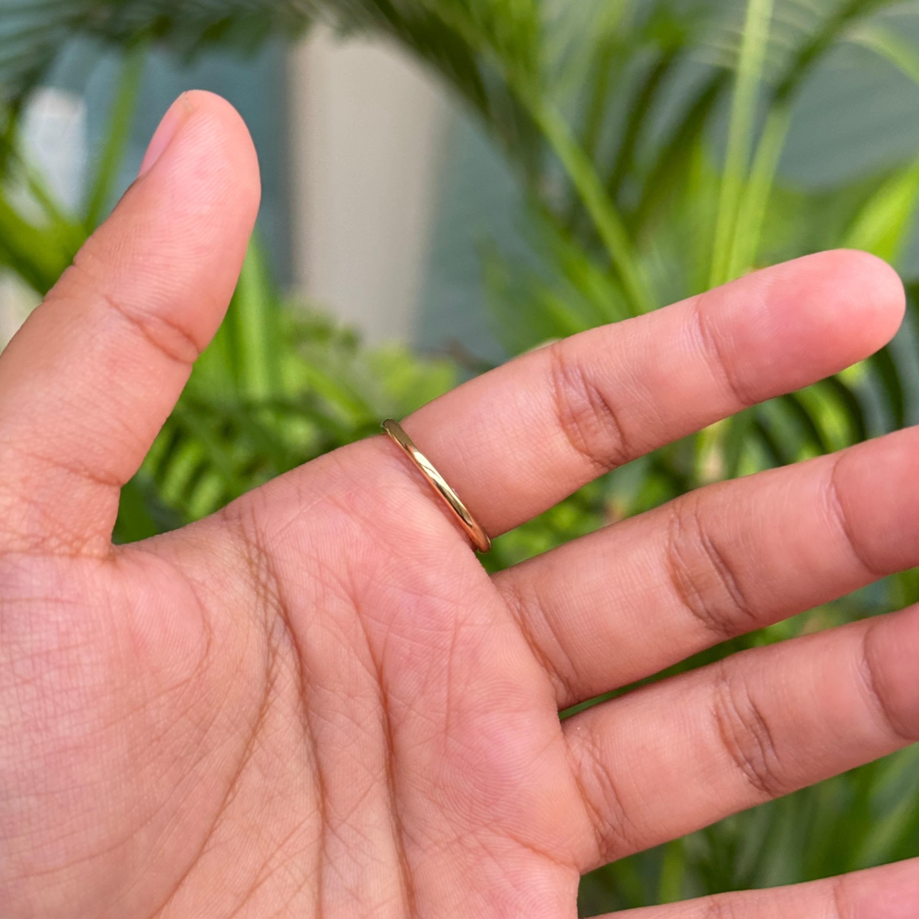 For Sale:  2.28 Ct Georgian Style Emerald-Cut Deep Blue Sapphire Solitaire Ring in 18K Gold 11