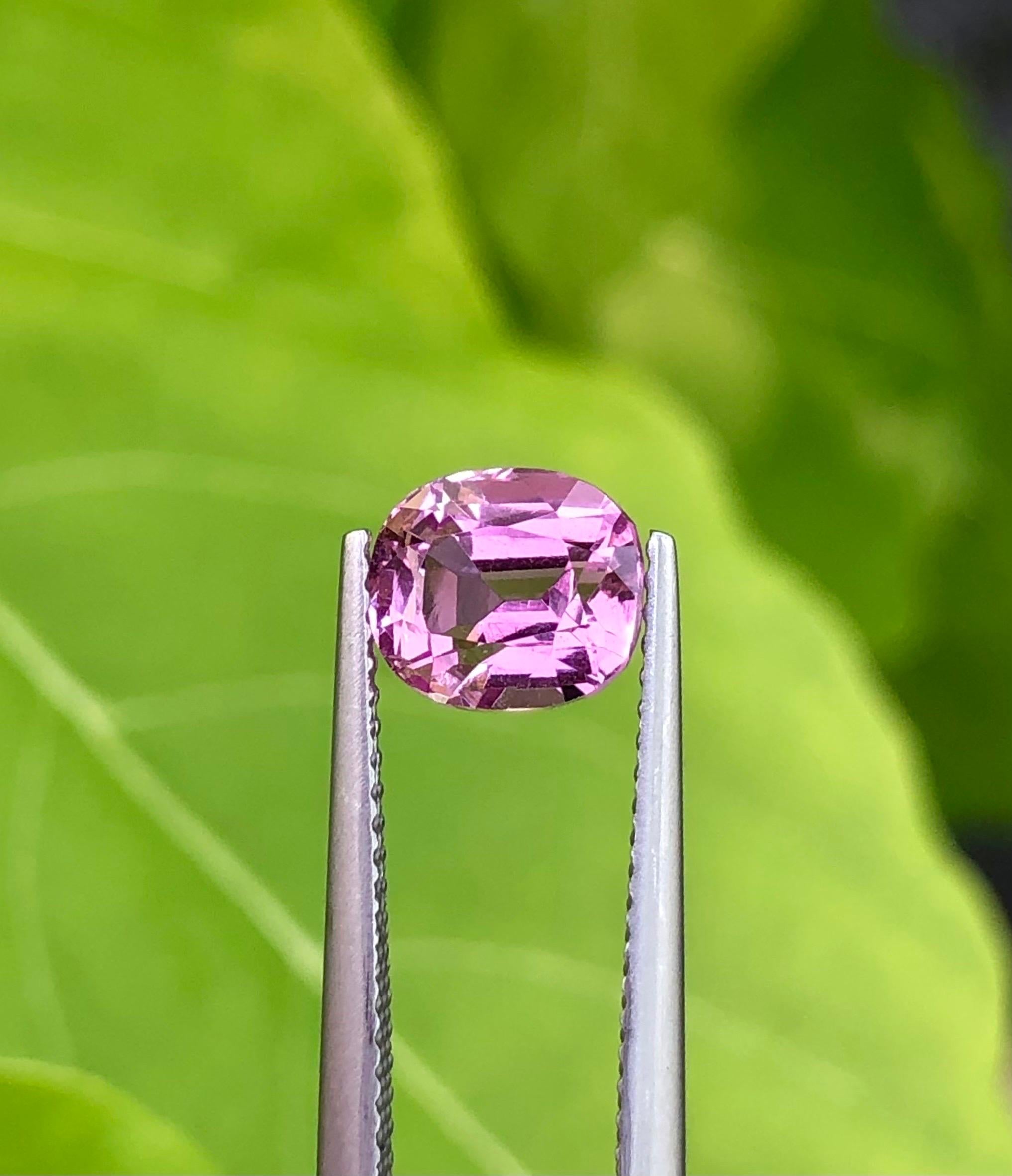 Antique Cushion Cut 2.28 Ct IGI Certified  Natural  Imperial Topaz Purplish Pink Color Eye clean For Sale