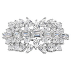 Bague en or blanc 18 carats sertie d'un ensemble de diamants naturels taille poire et baguette de 2,28 carats