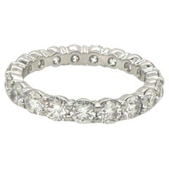 2,28 TCW Diamant-Eternity-Ring aus Platin