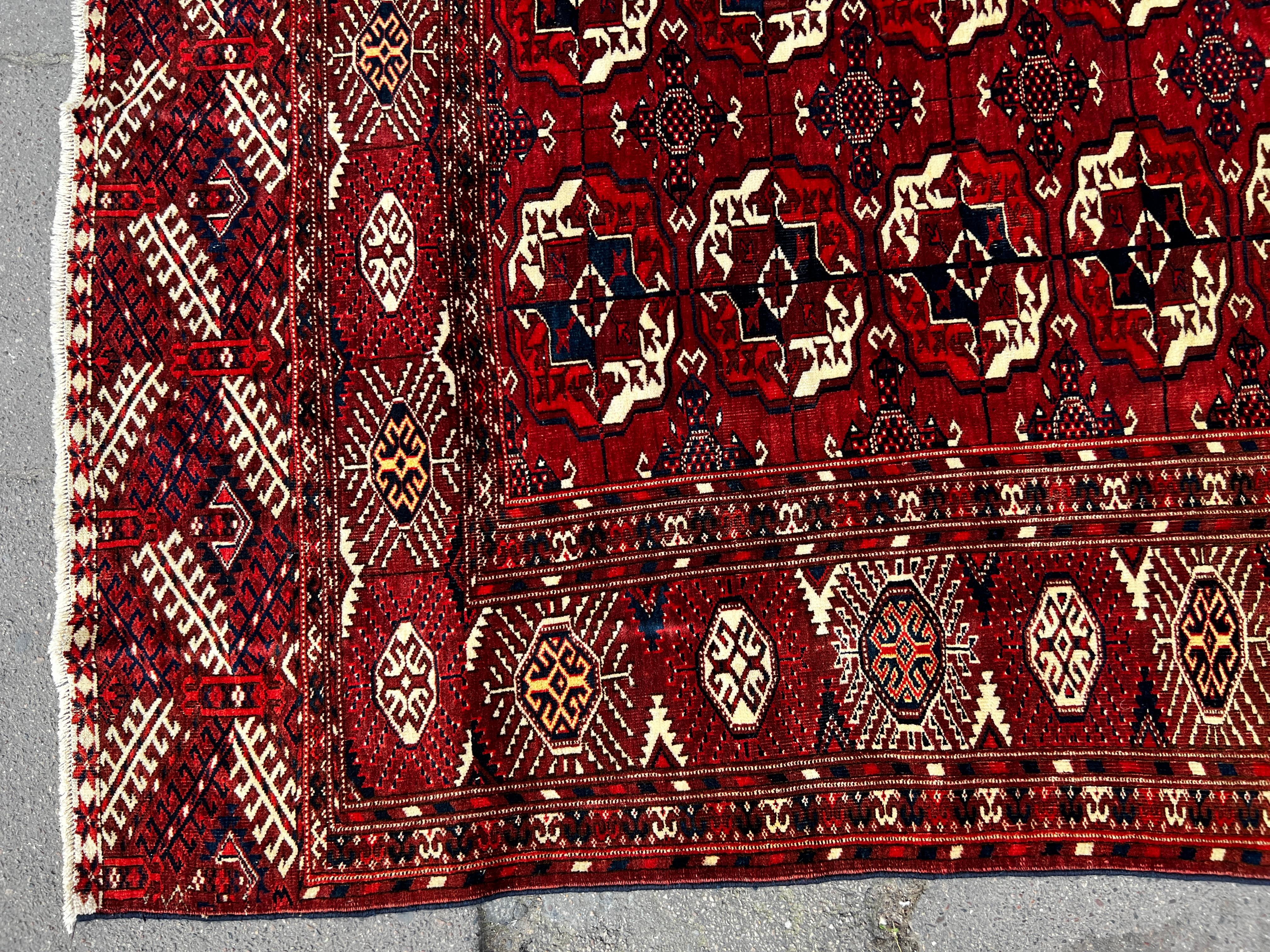 228 - Very beautiful and fine 'Turkmen' Antique Tékke Boukara For Sale 8