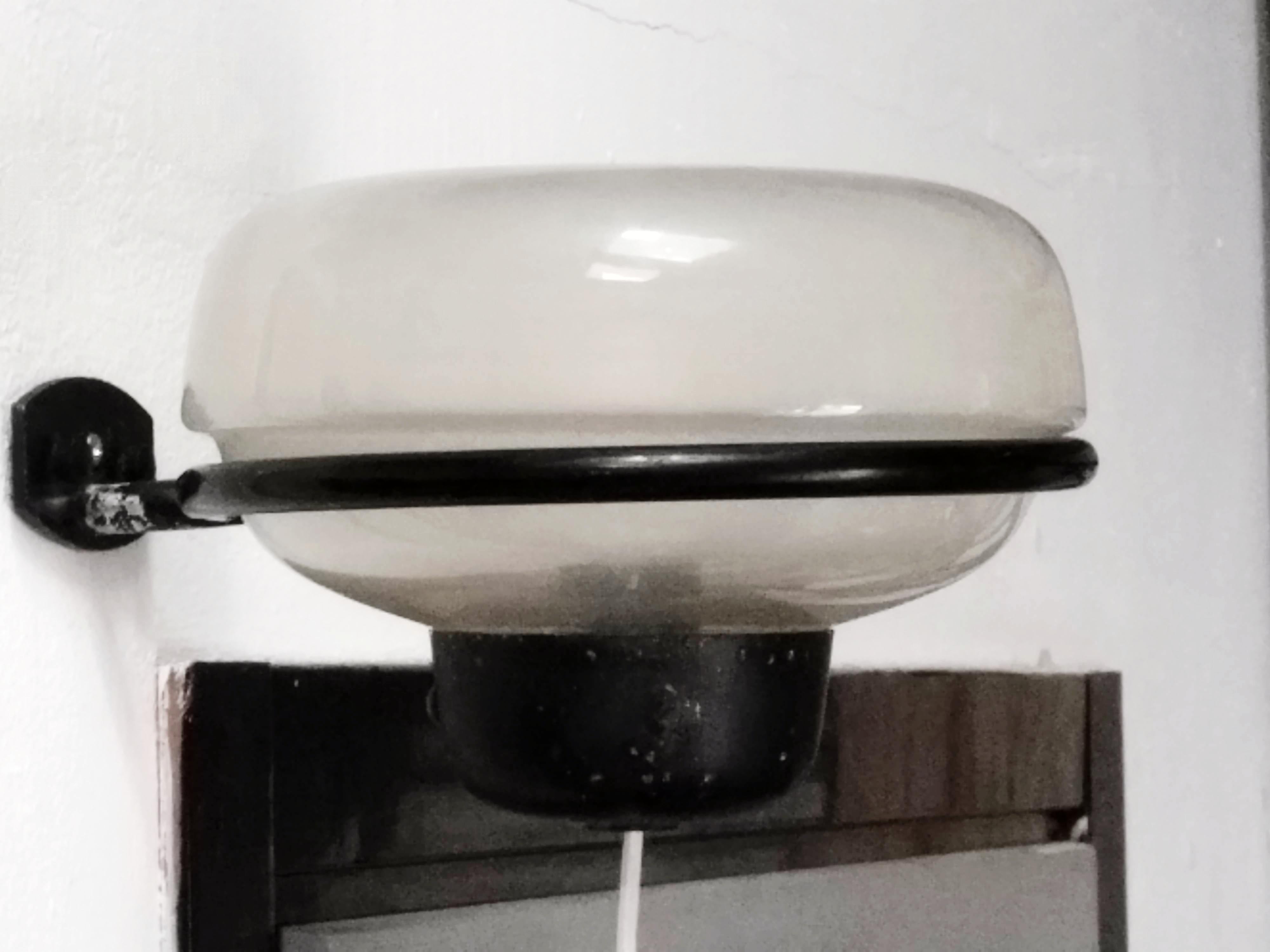 Mid-Century Modern 228 Wall lamp by Sarfatti for Arteluce For Sale