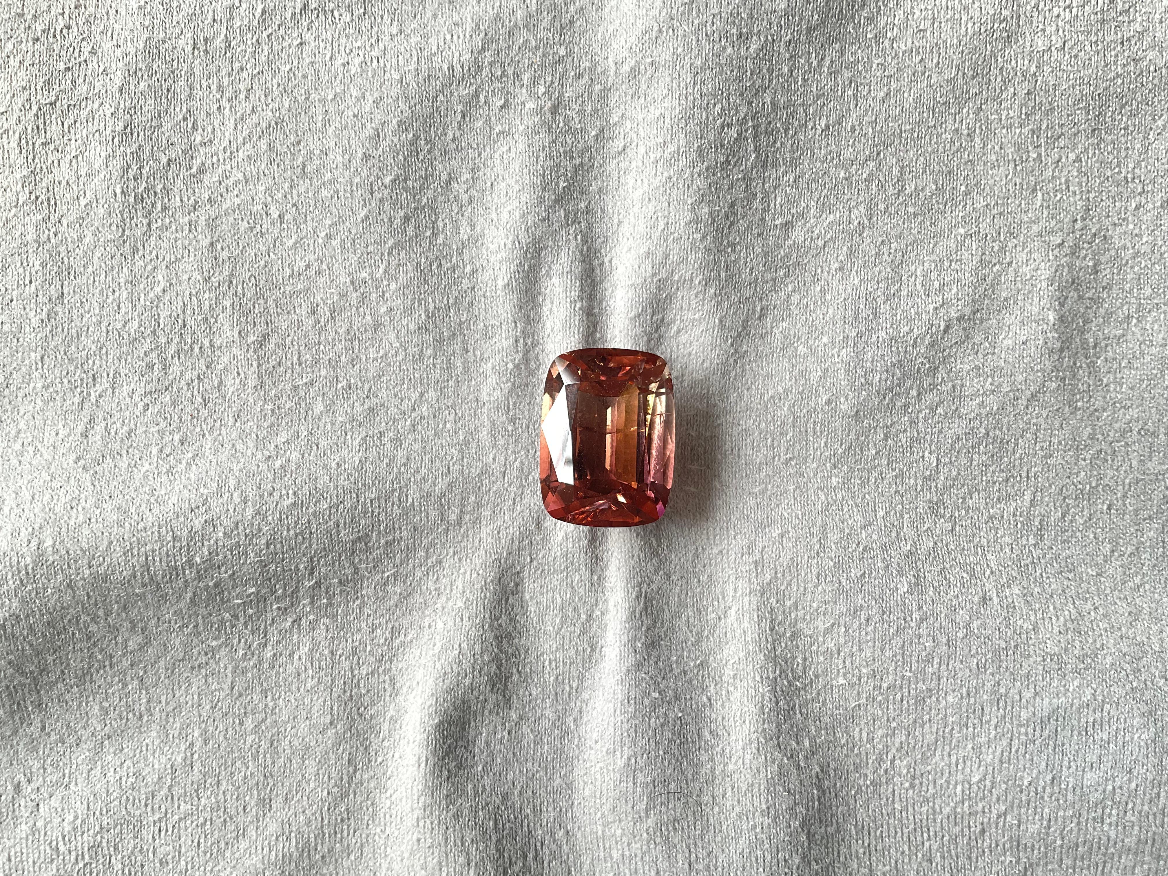 22,81 Carati di qualità superiore Tormalina Pesca Taglio Cuscino Per Gioielli Gemma

Pietra preziosa - Tormalina
Peso - 22,81 carati
Forma - Cuscino
Dimensioni - 20x14,8x10 MM
Pezzi - 1