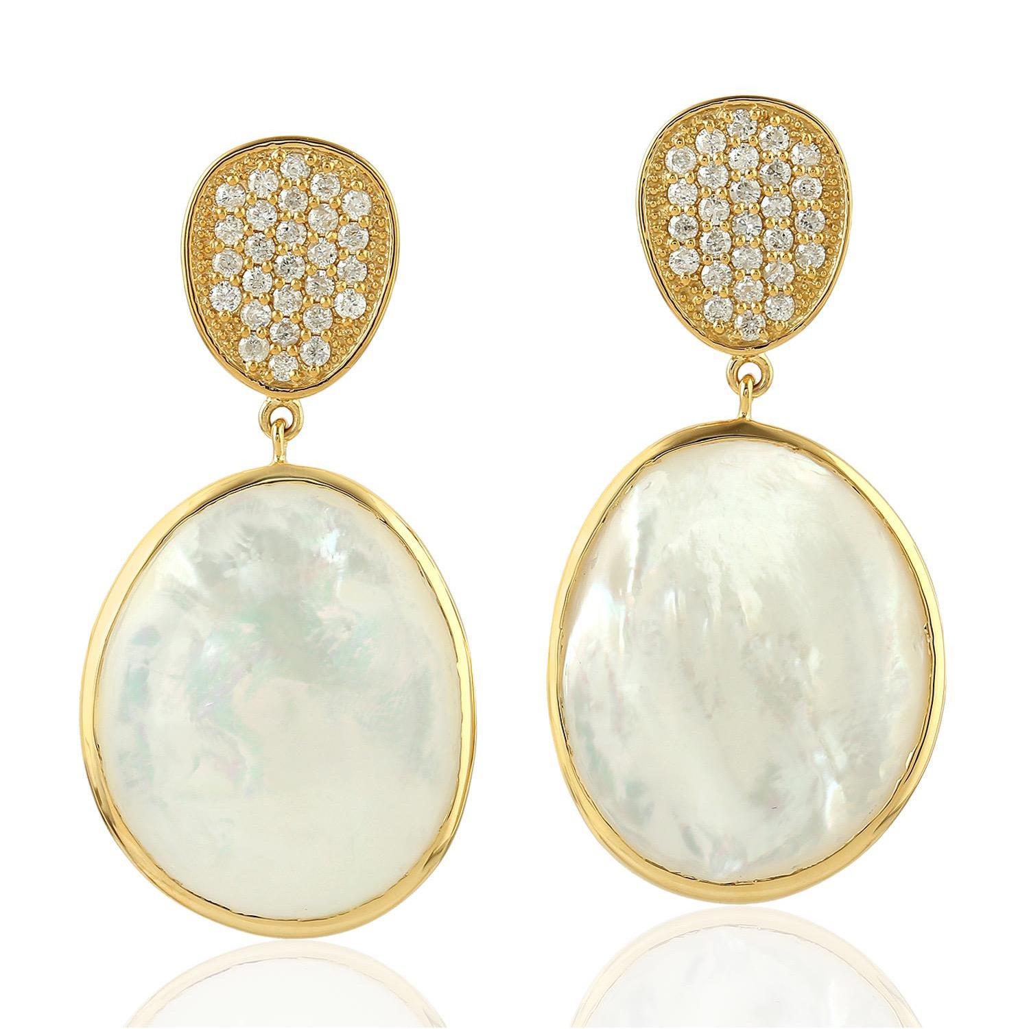 Single Cut 22.85 Carat Mother of Pearl Diamond 18 Karat Gold Earrings For Sale
