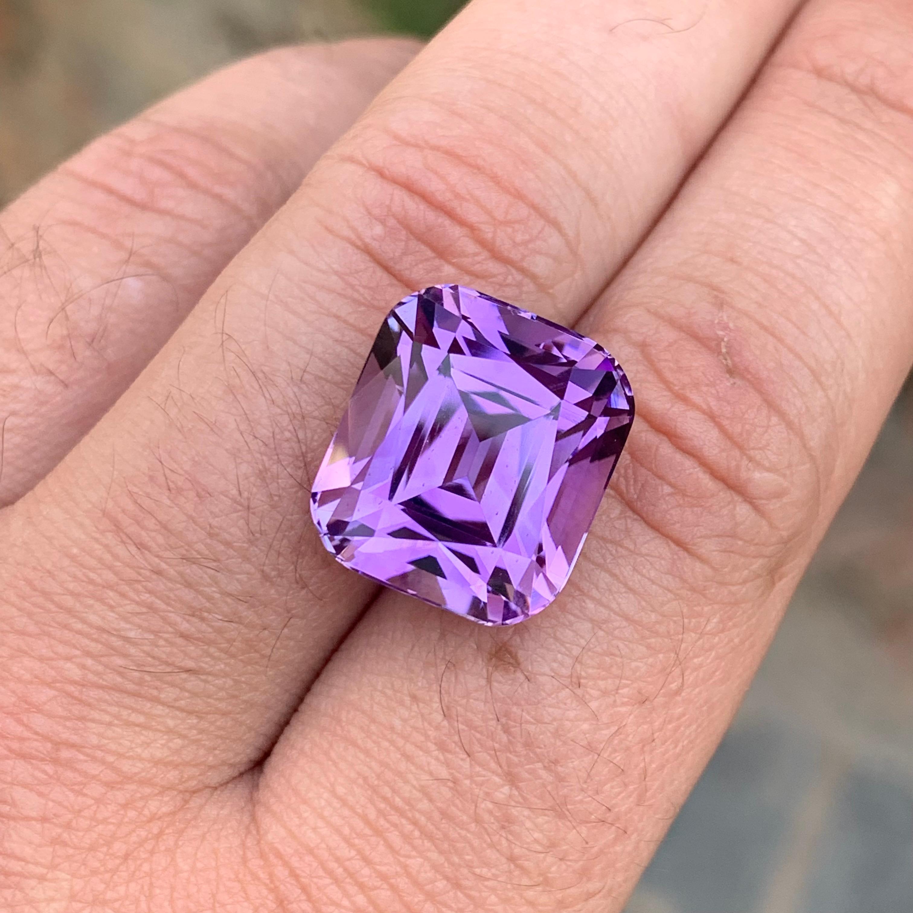 22.85 Carats Natural Loose Lavender Amethyst Gem Brazil Mine For Sale 2