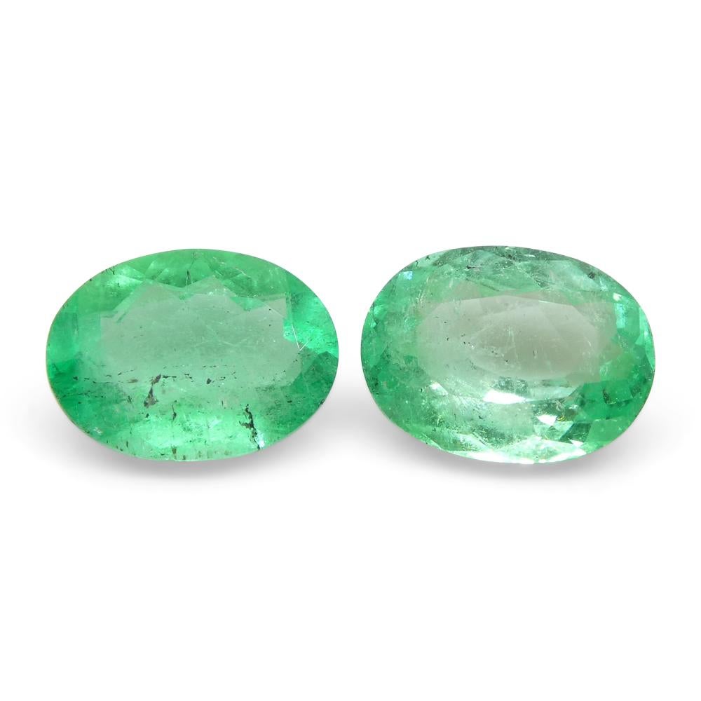 2.28ct Pair Oval Green Emerald from Colombia In New Condition For Sale In Toronto, Ontario
