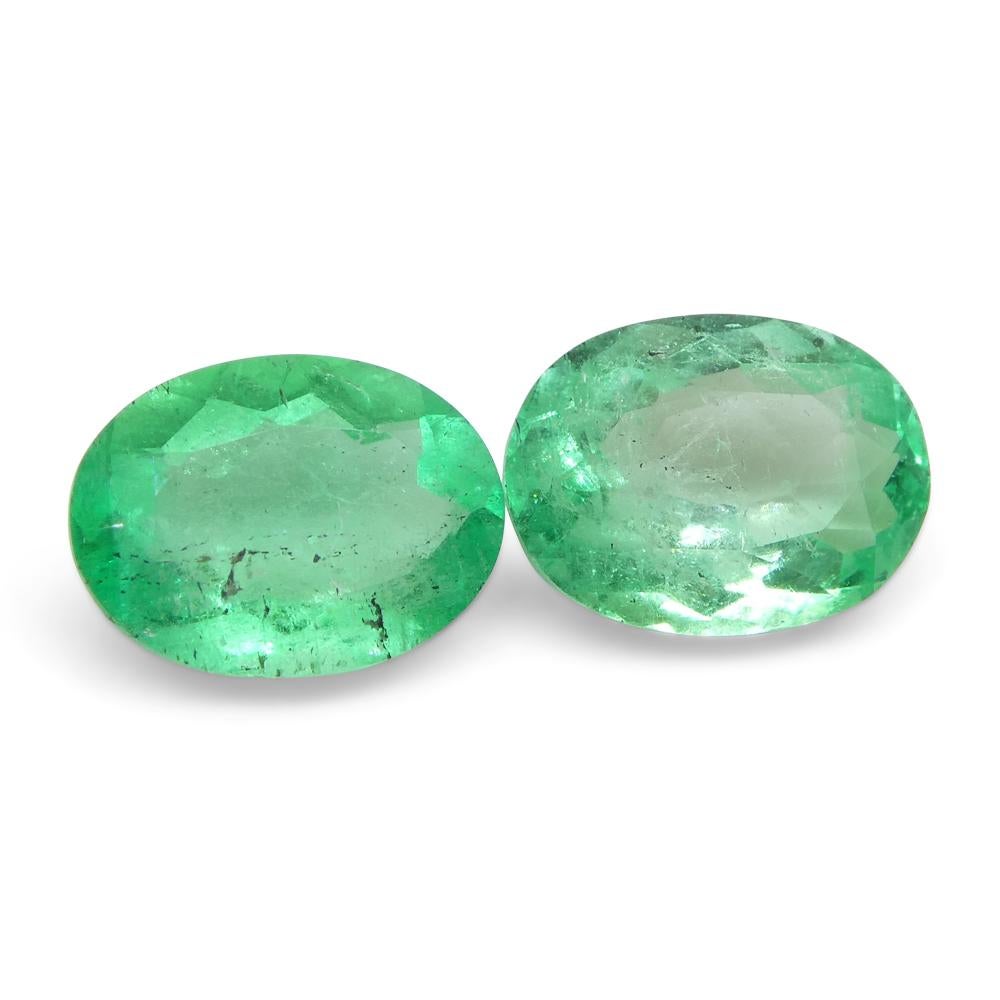 Women's or Men's 2.28ct Pair Oval Green Emerald from Colombia For Sale