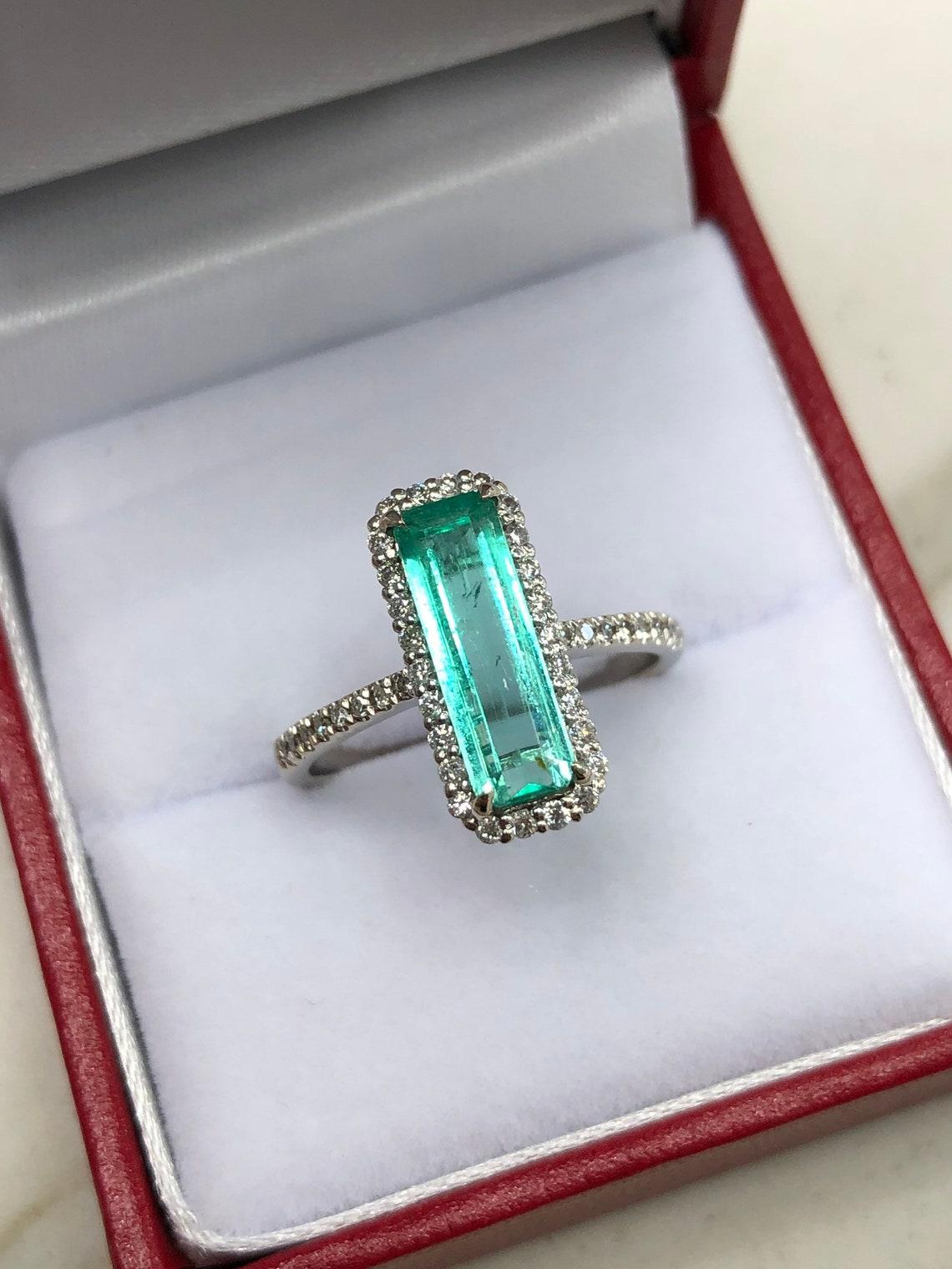 elongated emerald ring