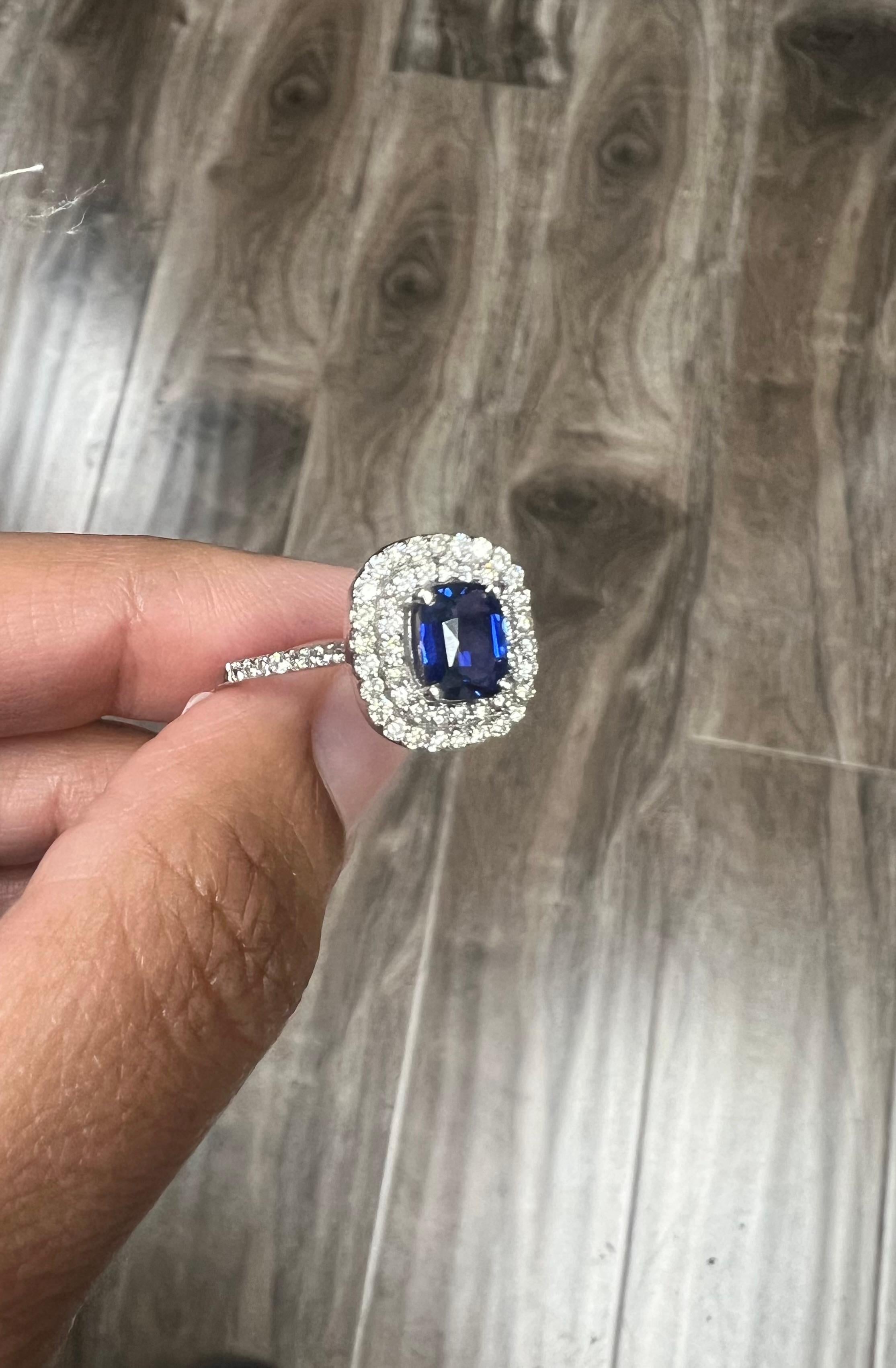 2.29 Carat Blue Sapphire Diamond Ring GIA Certified 14 Karat White Gold Ring For Sale 2