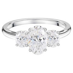 Anello con tre pietre di diamante naturale da 2,29 carati in oro bianco 14K Gioielli di pregio