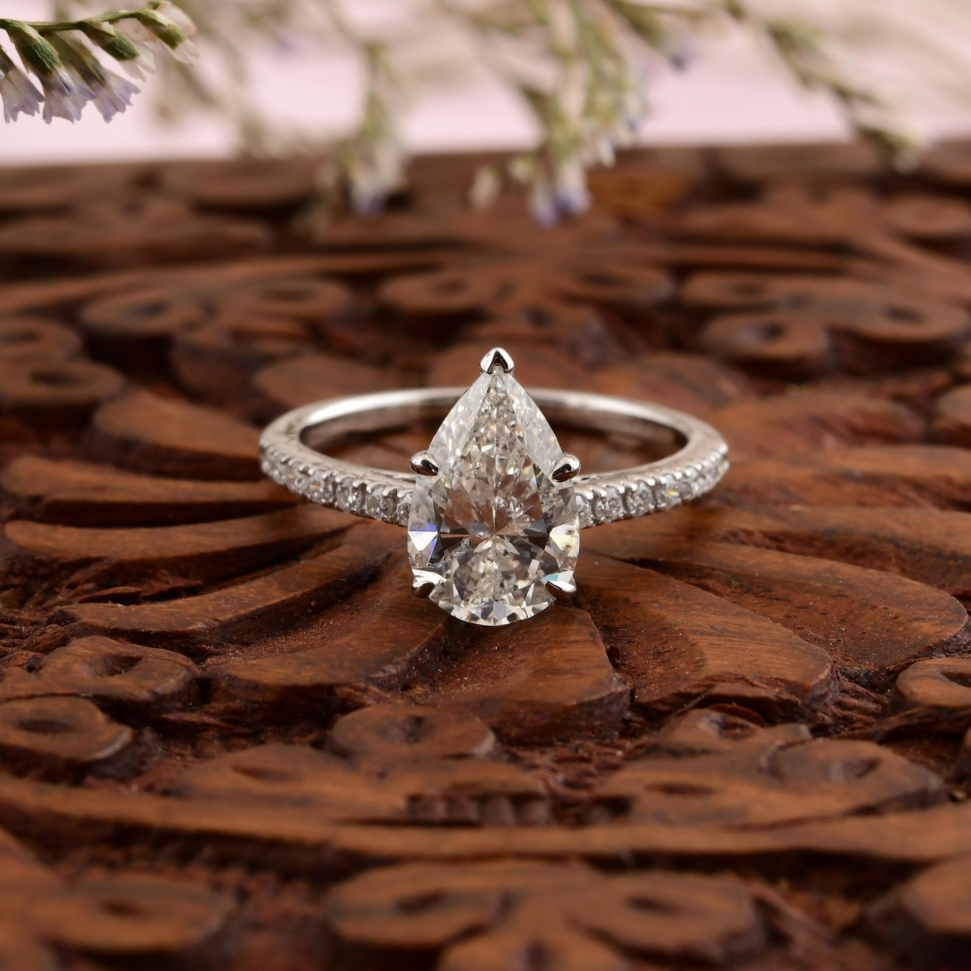 Im Angebot: 2,29 Karat SI/H Birnenschliff Diamant Pave Band Verlobungsring 14k Weißgold () 5