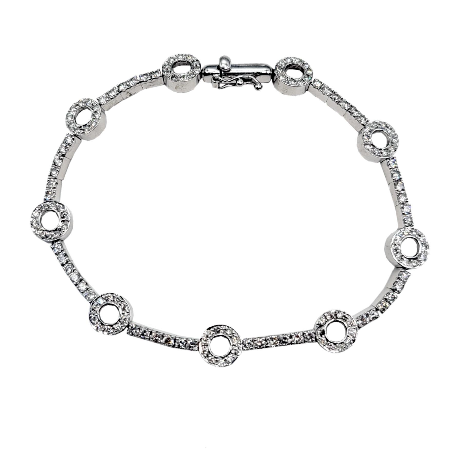 Pulsera de tenis con diamantes de oro de 14 quilates engastados con pavé de 2,29 quilates en venta 2