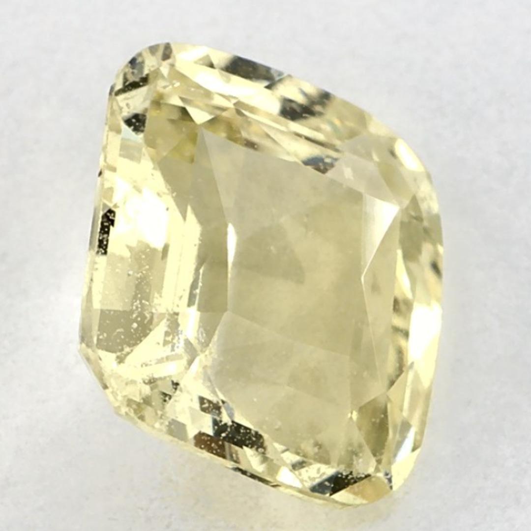 2.29 Ct Yellow Sapphire Cushion Loose Gemstone (pierre précieuse en vrac) en vente 2