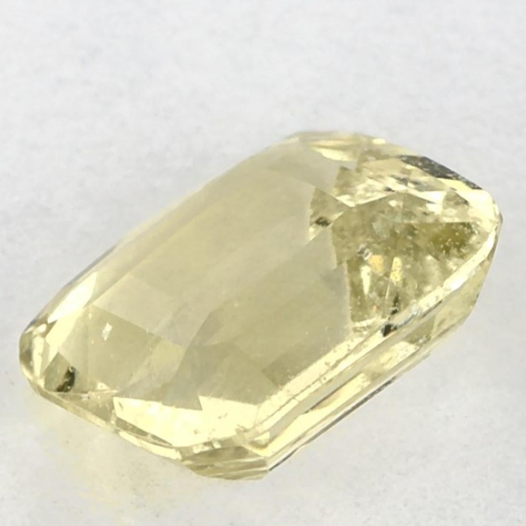 2.29 Ct Yellow Sapphire Cushion Loose Gemstone (pierre précieuse en vrac) en vente 3