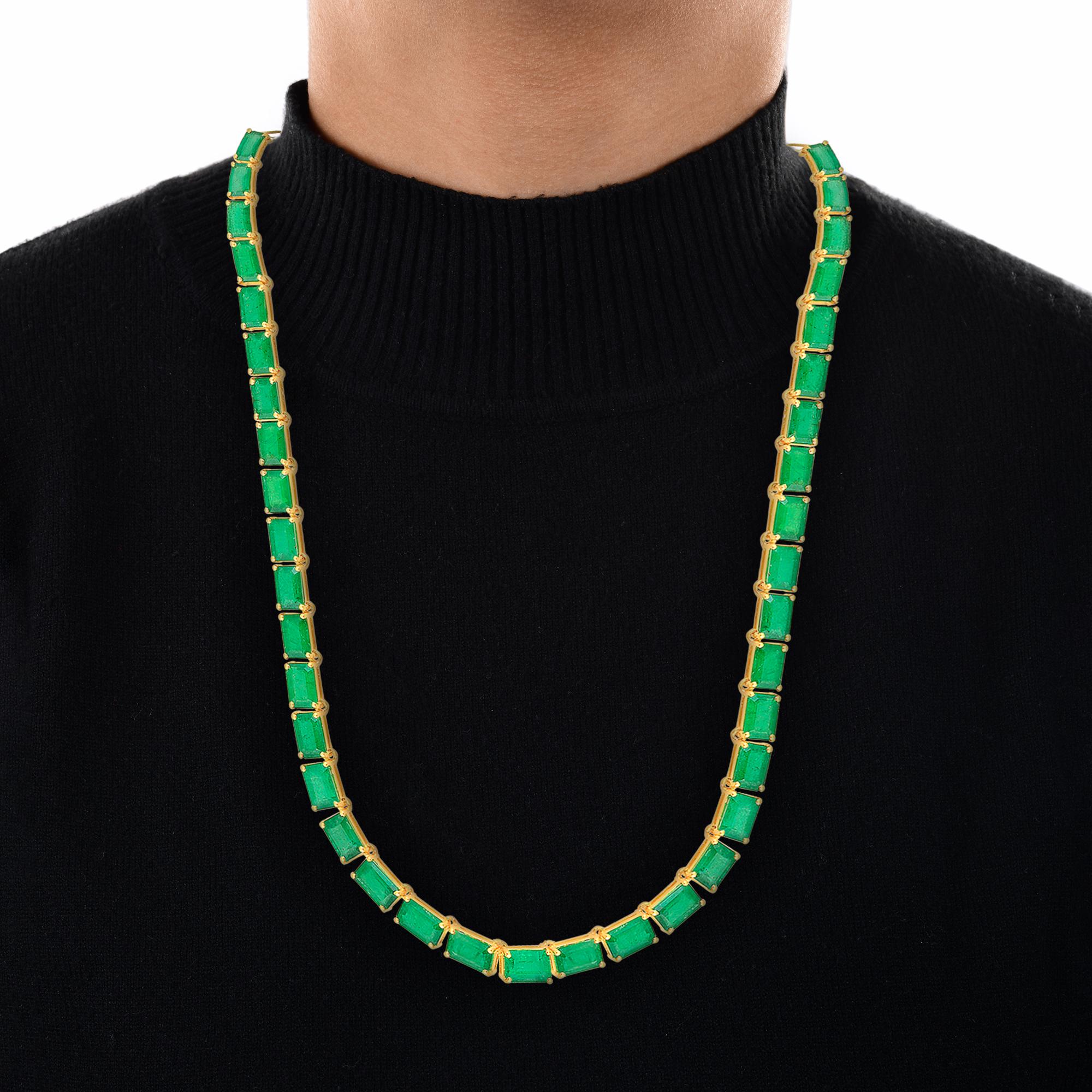Women's 22.90 Carat Natural Emerald Gemstone Choker Necklace 18k Yellow Gold Jewelry For Sale