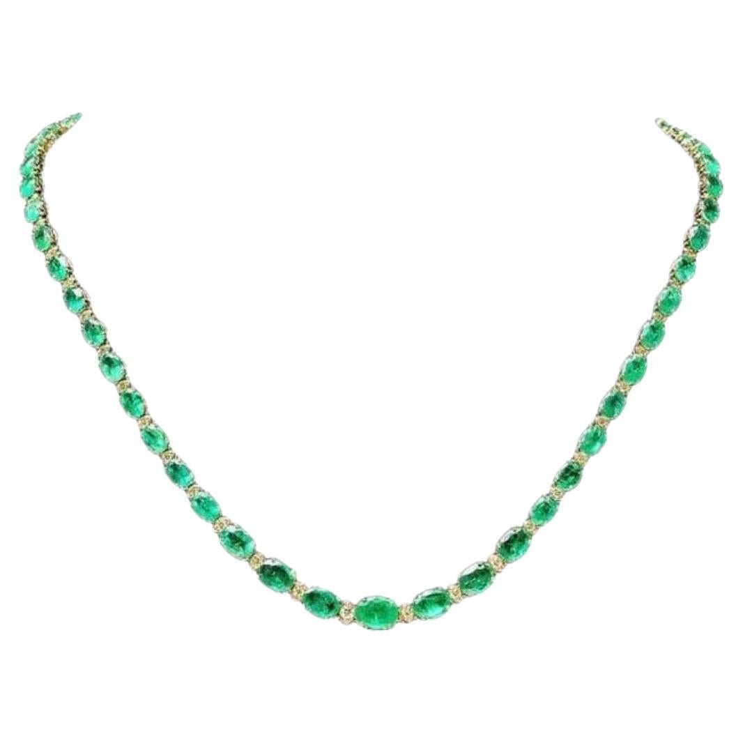 22.90ct Natural Emerald and Diamond 14K Solid Yellow Gold Necklace For Sale