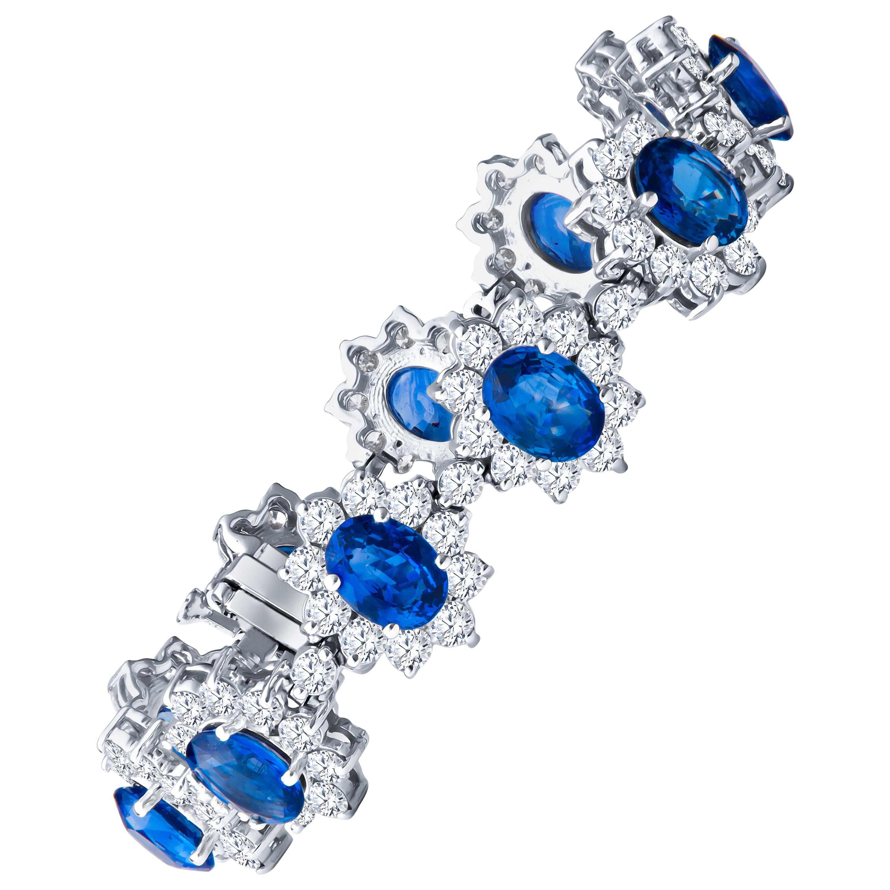 Bracelet floral en saphir bleu ovale de 22,96 carats et halo de diamants ronds de 13,47 carats