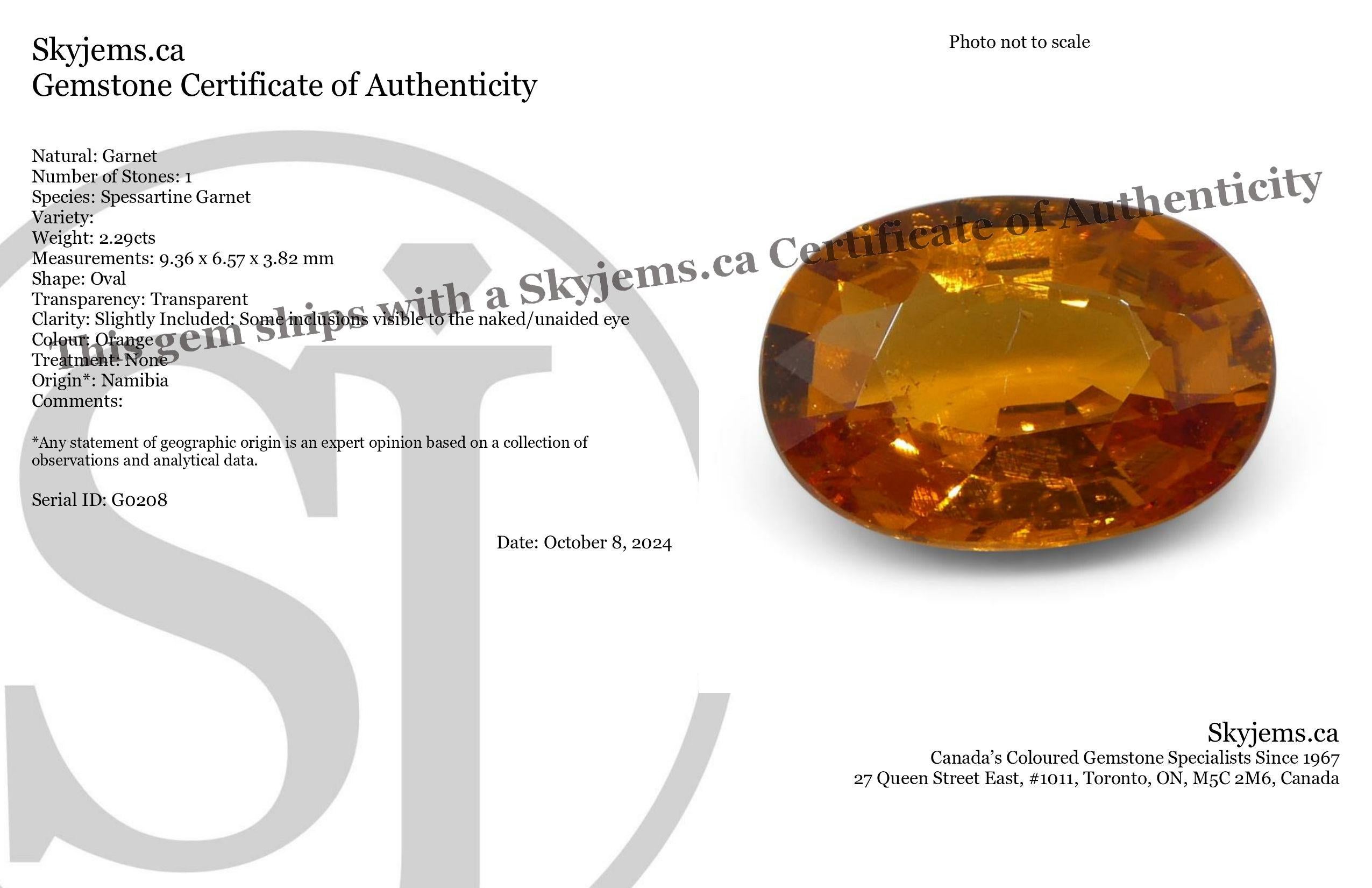 Descripción:

Tipo de gema: Granate 
Número de Piedras: 1
Peso: 2,29 cts
Medidas: 9,36 x 6,57 x 3,82 mm
Forma: Oval
Corte Estilo Corona: Corte Brillante
Pabellón del Estilo de Corte: Corte Escalonado 
Transparencia: Transparente
Claridad: