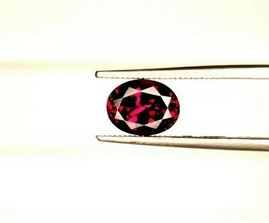 Purple Garnet 2.29cts Color Change Purple Garnet Of Mozambique Manica province

Additional information:
Condition: New without tags: A brand-new, unused, and unworn item (including handmade items) that is not in original packaging or may be missing