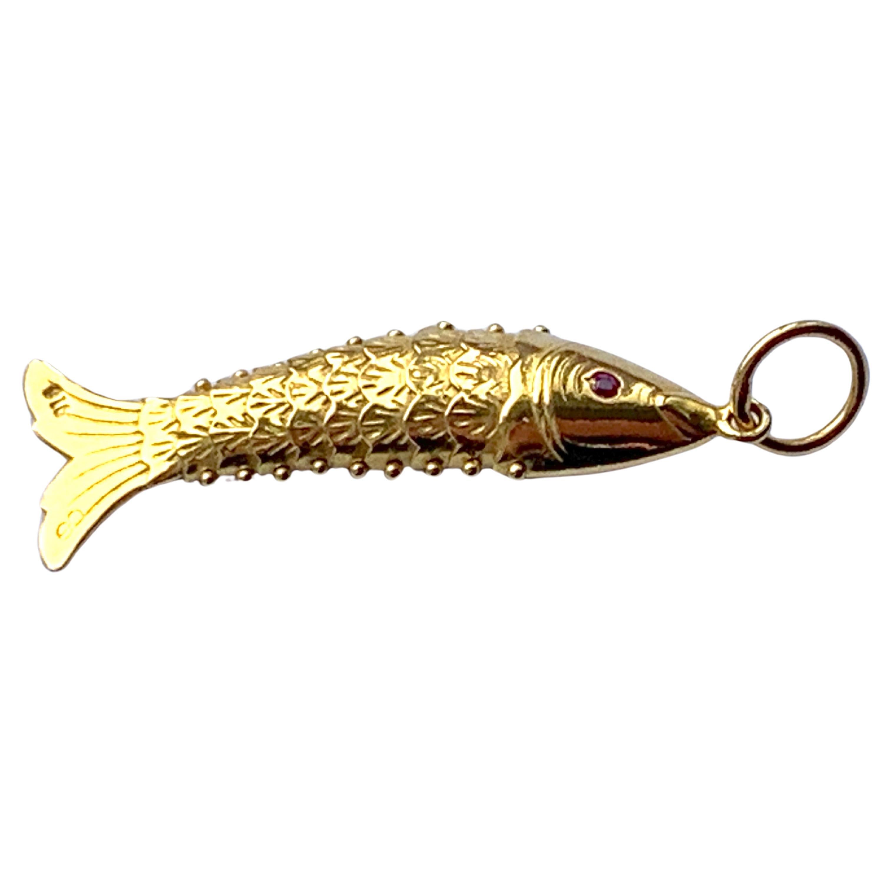 22ct Gold articulated Fish Pendant