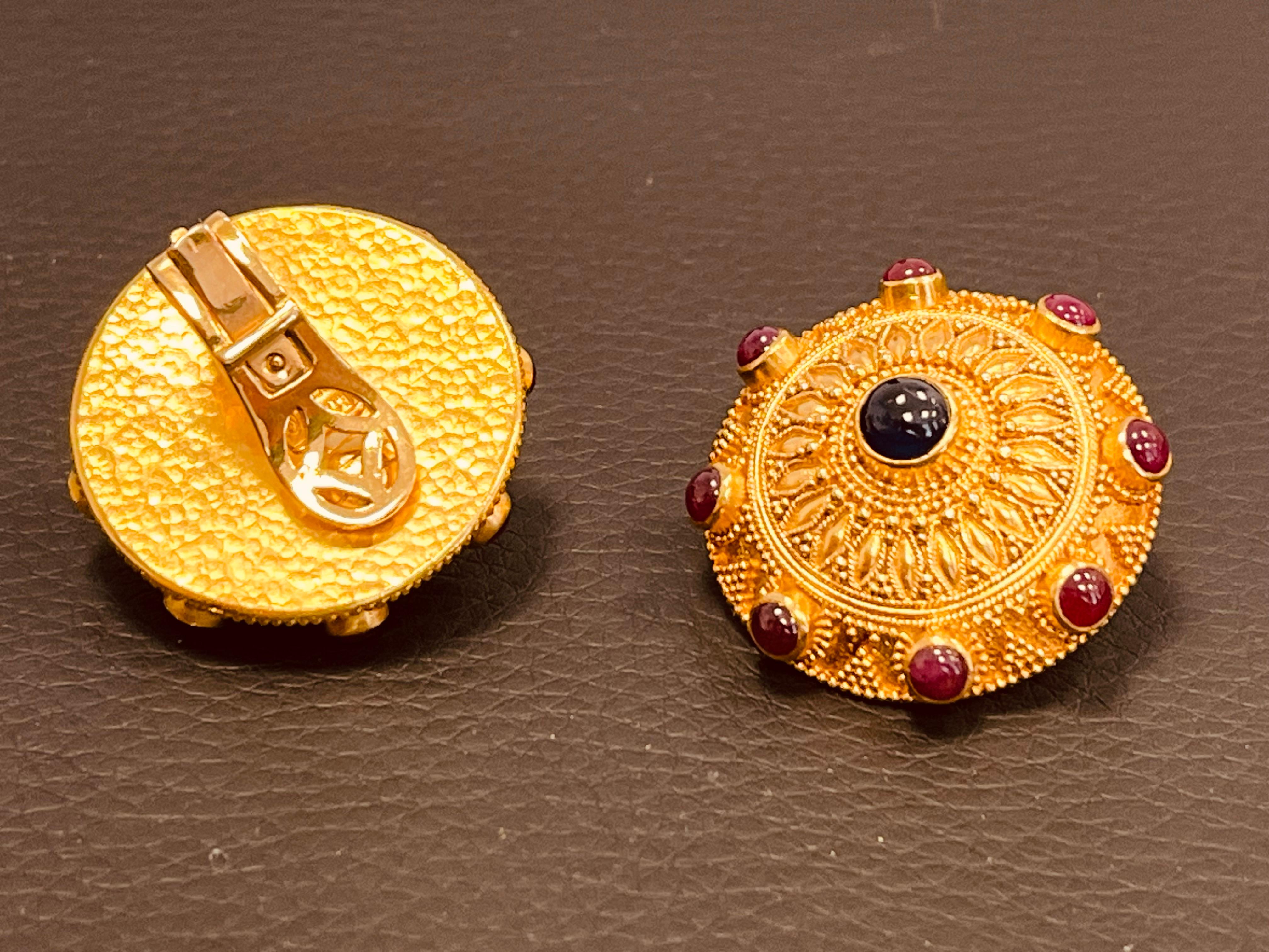 22ct Gold Byzantine Inspired Ear Clips Studded With Cabochon Sapphire and Ruby For Sale 12