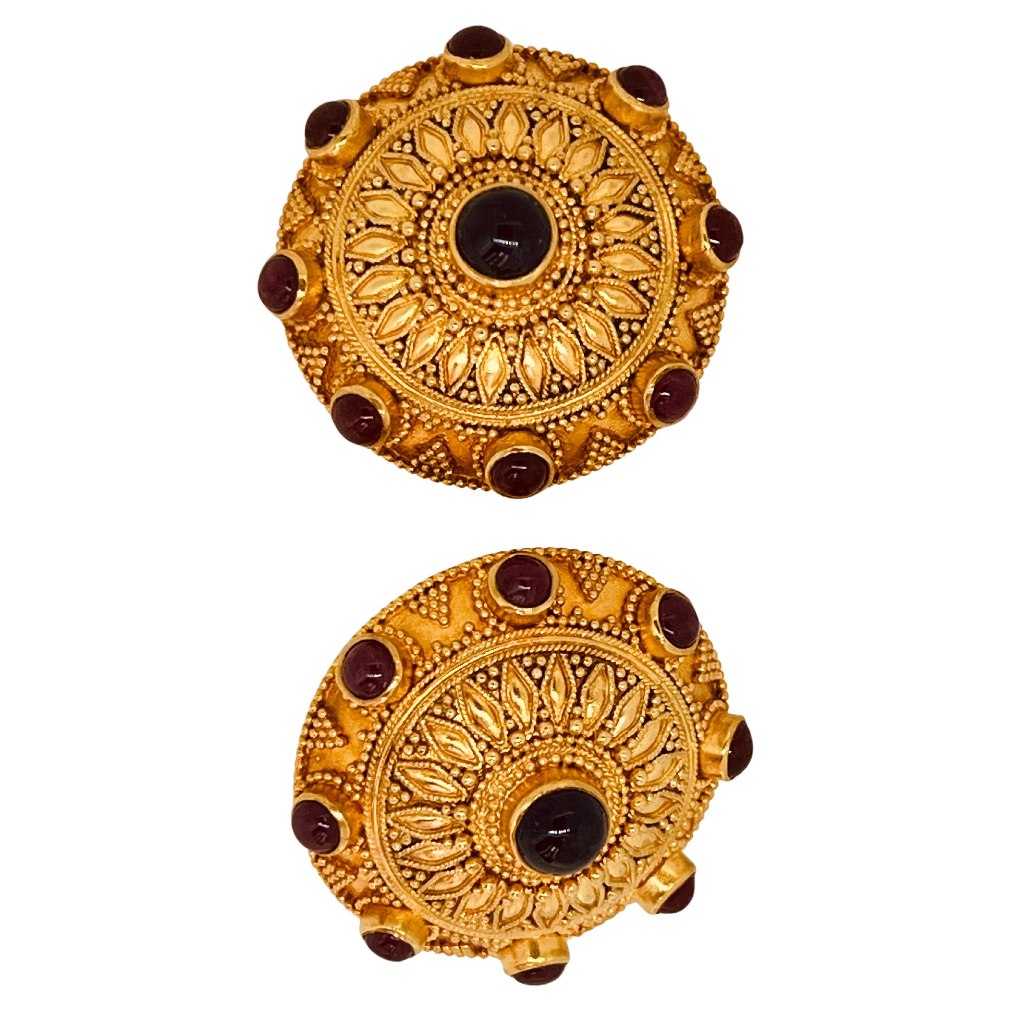 22ct Gold Byzantine Inspired Ear Clips Studded With Cabochon Sapphire and Ruby In Excellent Condition For Sale In London, GB