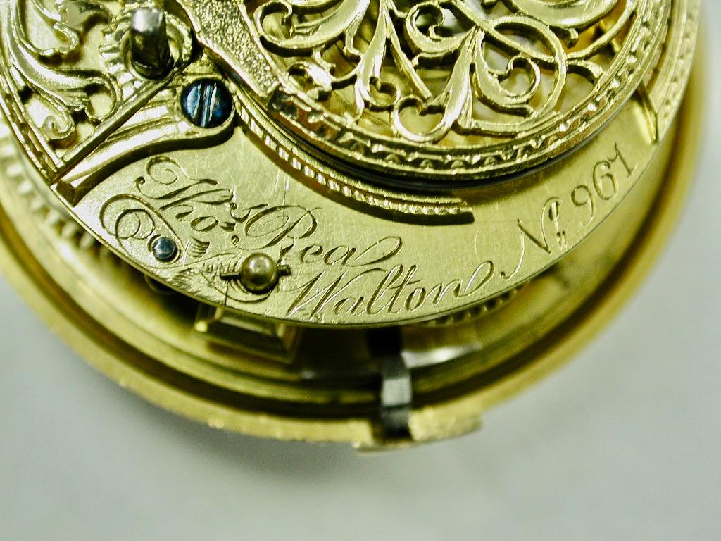 22 Karat Gold Repousee Pair-Cased Pocket Watch Maker Thomas Rea 1769 im Angebot 5