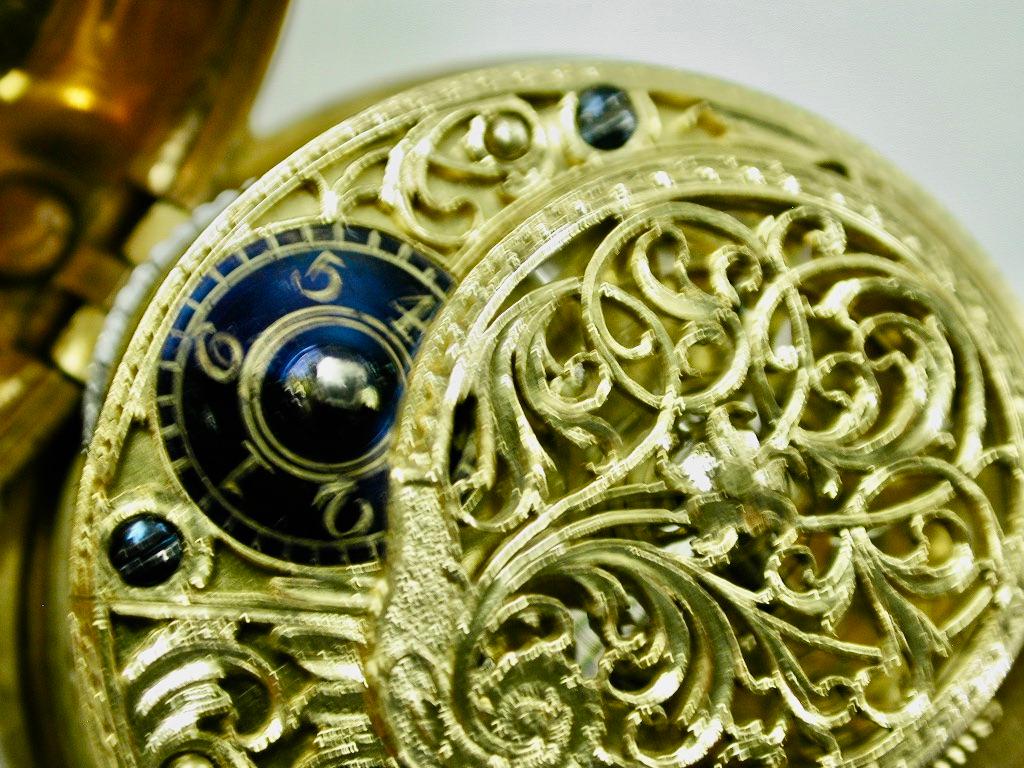 22 Karat Gold Repousee Pair-Cased Pocket Watch Maker Thomas Rea 1769 im Angebot 6