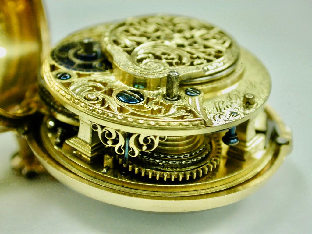 22ct Gold Repousee Pair-Cased Pocket Watch Maker Thomas Rea 1769 For Sale 5
