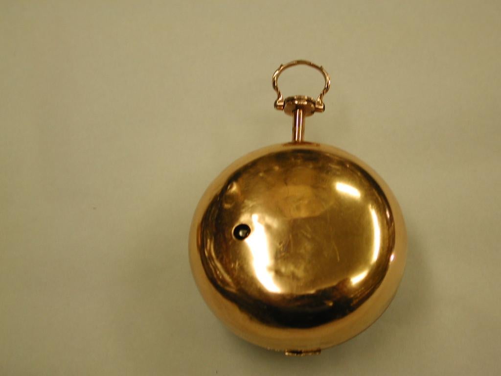 22ct Gold Repousee Pair-Cased Pocket Watch Maker Thomas Rea 1769 For Sale 1