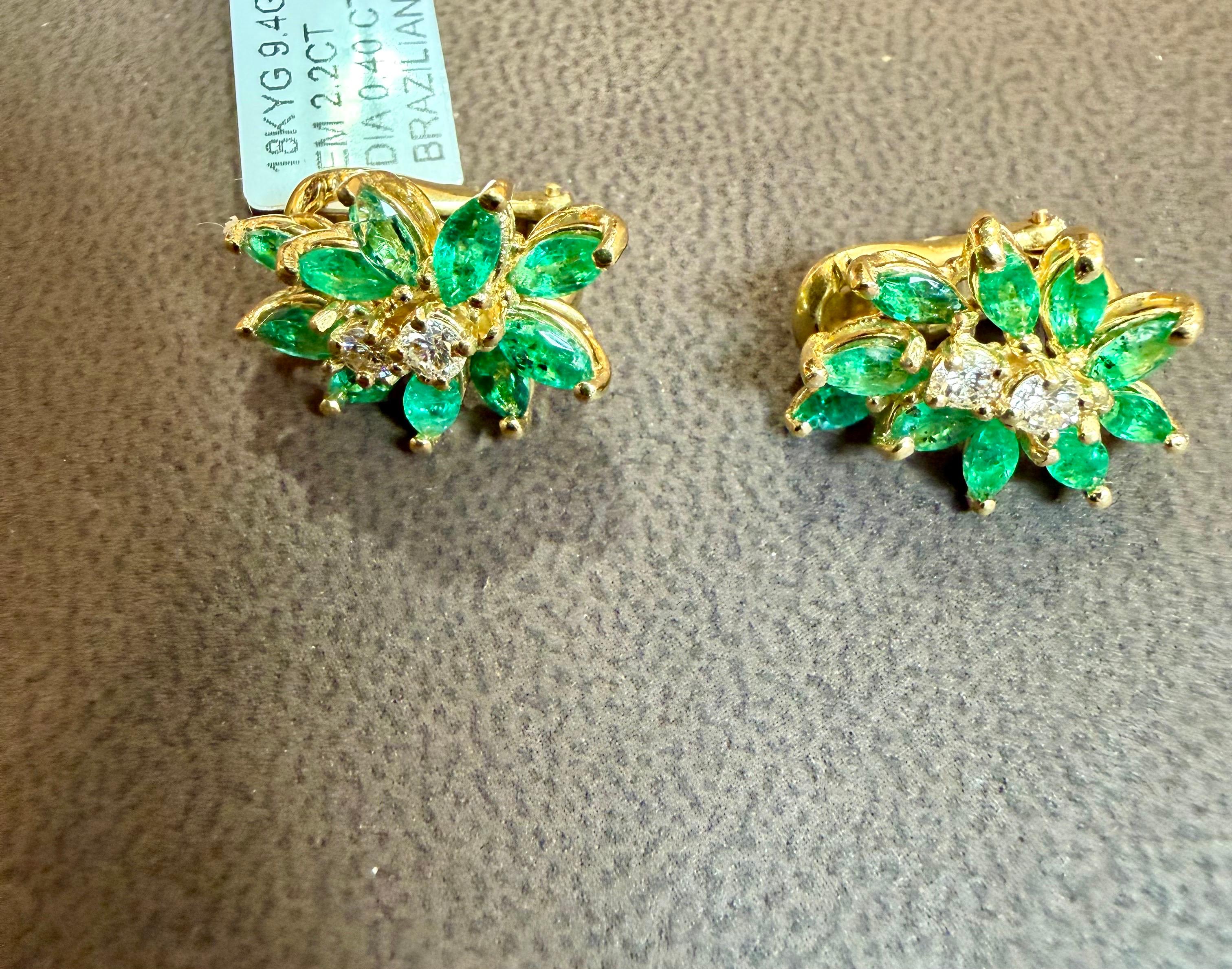 2.2Ct Nature Brazilin Marquise Emerald & 0.40 Ct Diamond Clipon Earring 18 KYG Pour femmes en vente