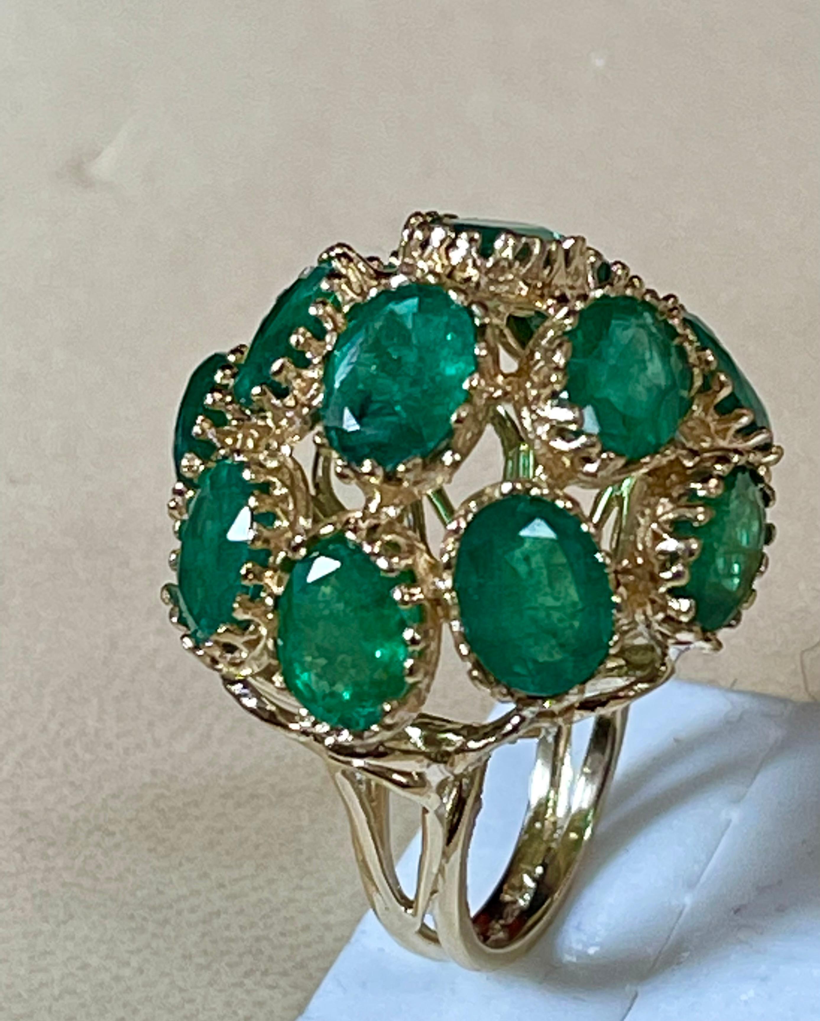 22Ct Natural Emerald, 12 Oval Stone Dome Shape Cocktail Ring 14 Kt Yellow Gold For Sale 4