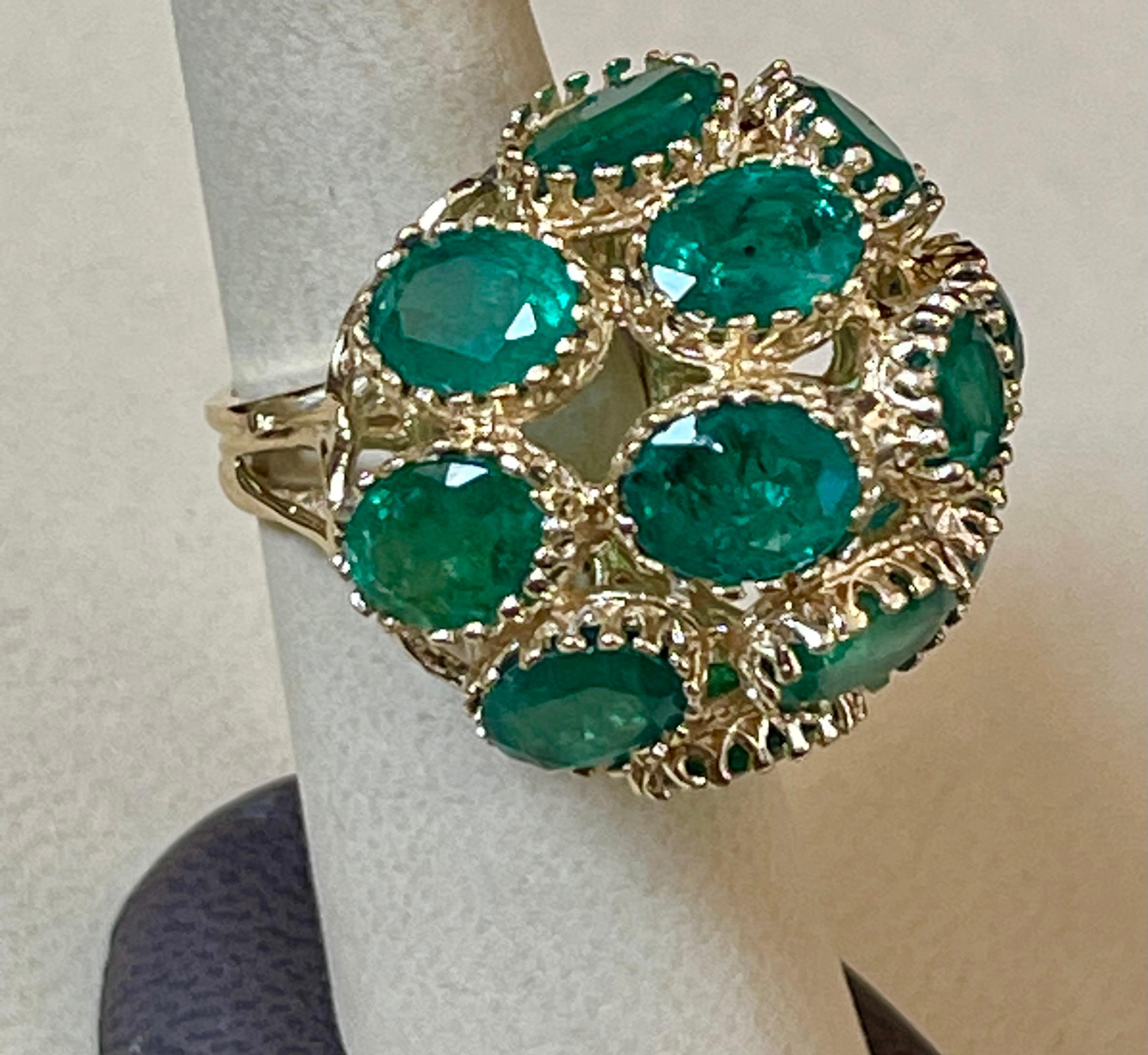 22Ct Natural Emerald, 12 Oval Stone Dome Shape Cocktail Ring 14 Kt Yellow Gold For Sale 10