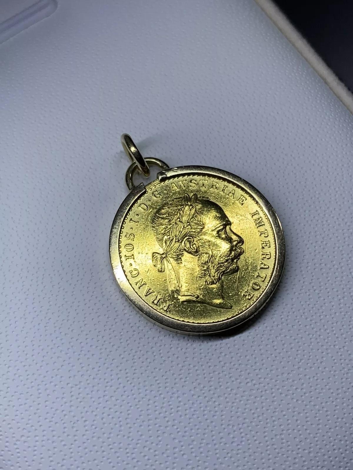 Ciondolo in oro giallo 22ct Franc Ios Austria Ducat Coin. In condizioni Nuovo in vendita a London, GB