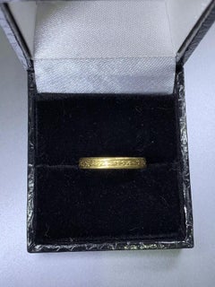 22ct yellow gold plain pattern 3mm wedding ring