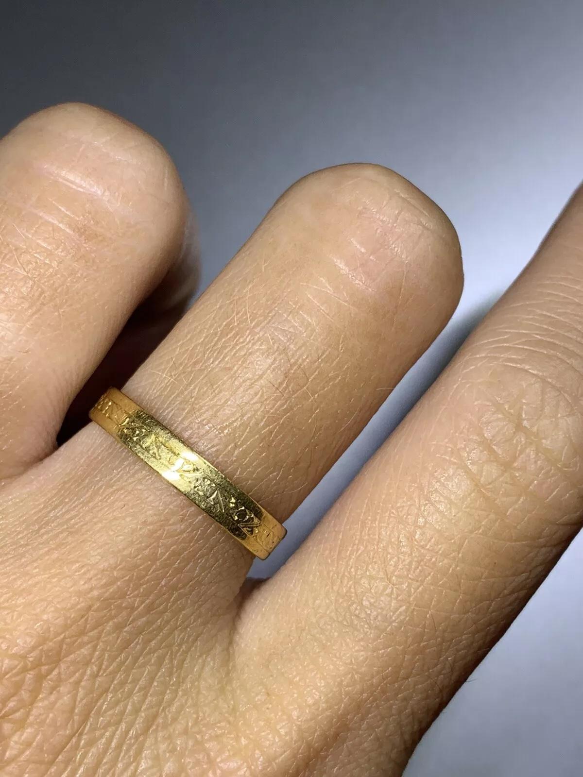 Anneau de mariage 3mm en or jaune 22ct à motif uni Neuf - En vente à London, GB
